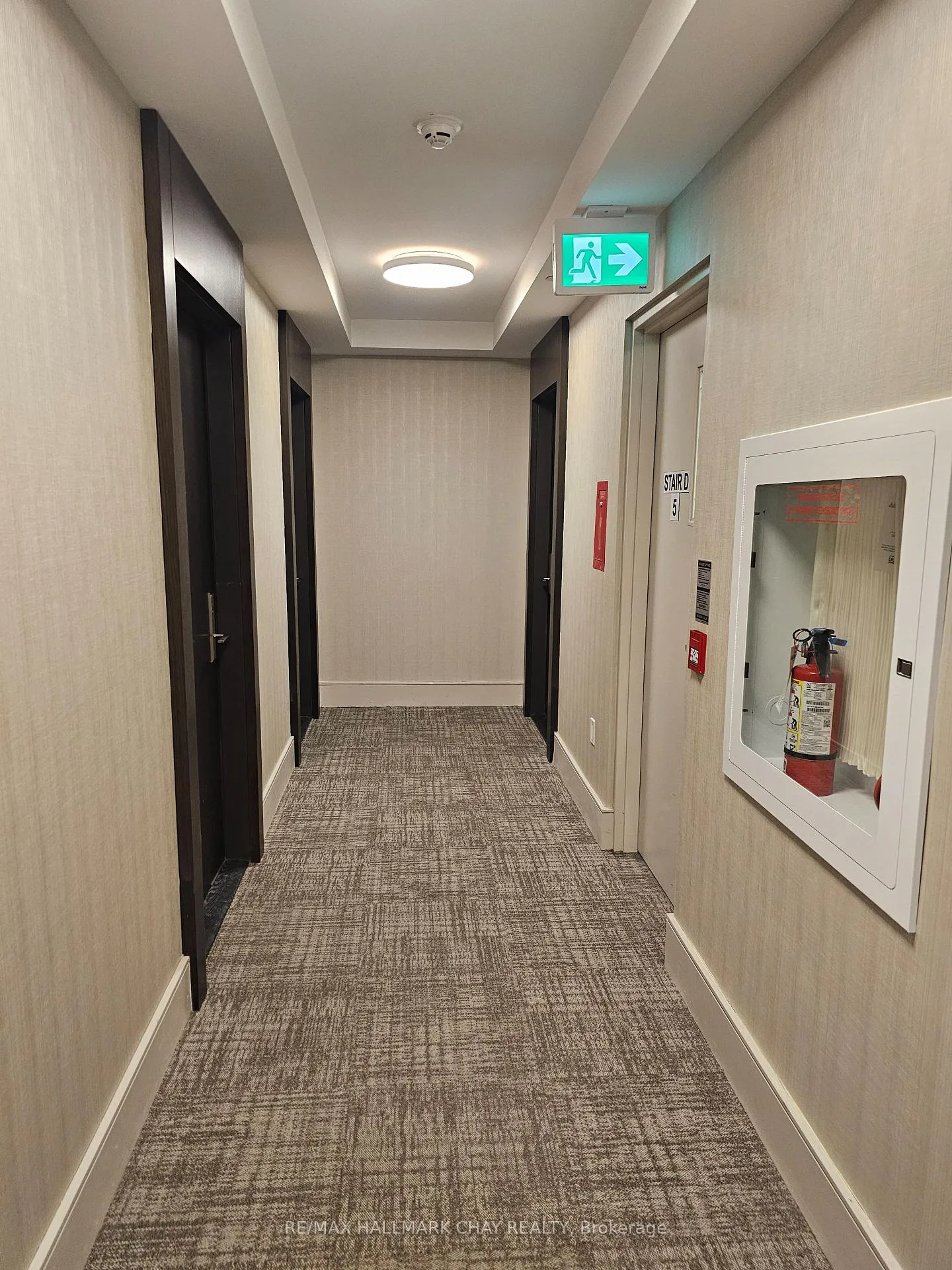 Photo 4 of Unit 525, 9000 Jane Street, Vaughan, Concord — HOMEH