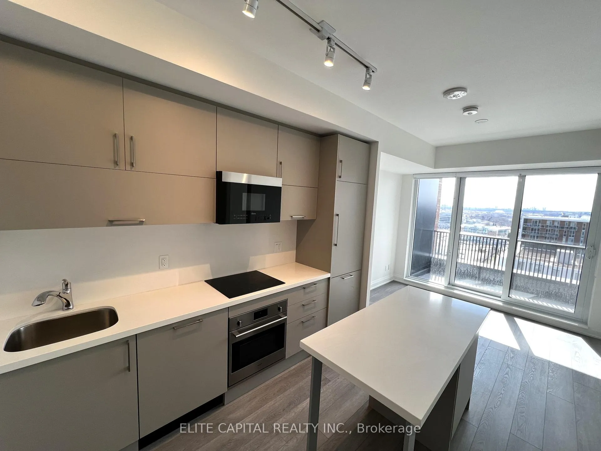 Photo 3 of Unit 1810, 38 Andre De Grasse Street, Markham, Unionville — HOMEH