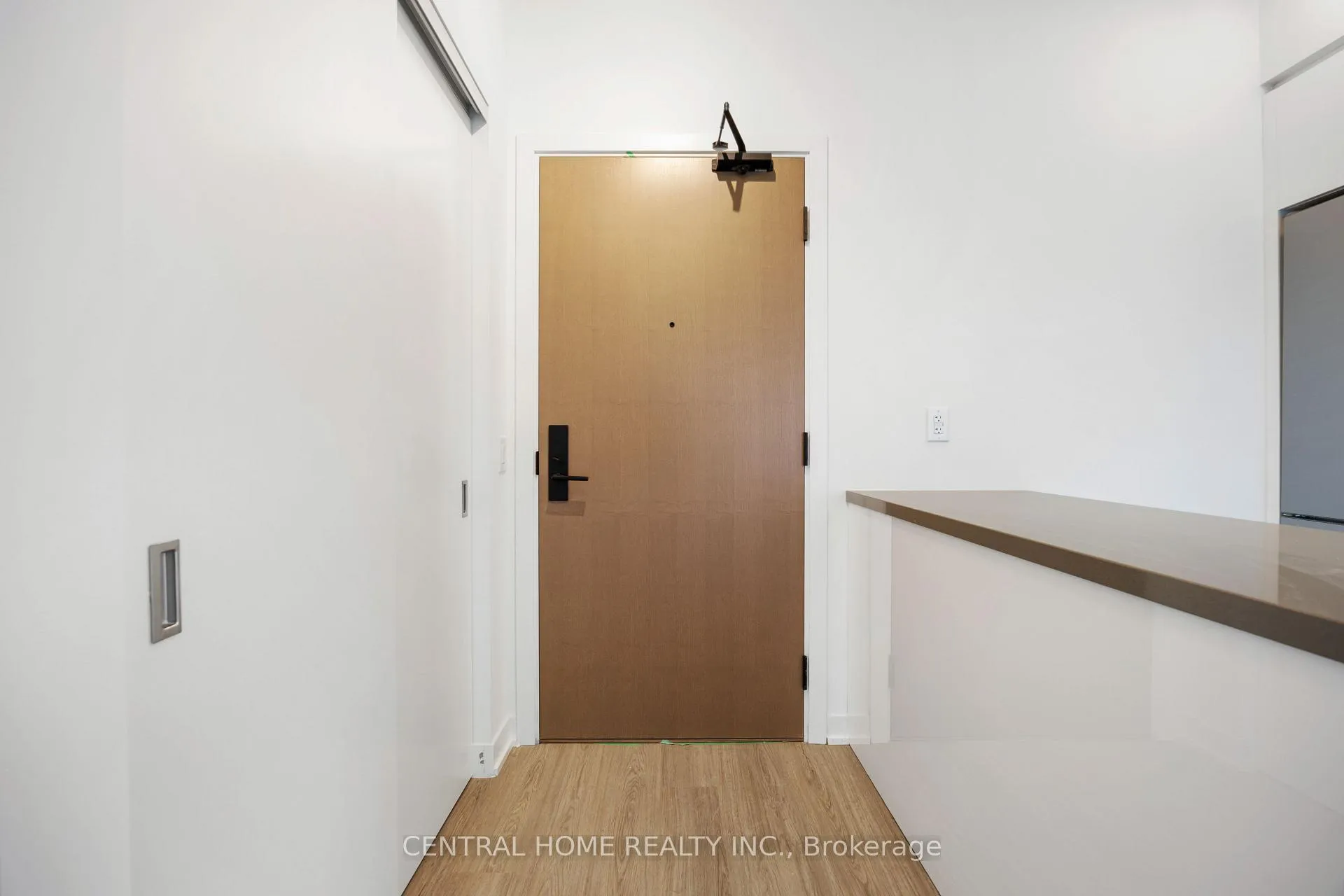 Photo 5 of Unit 1503, 195 McCaul Street, Toronto, Kensington-Chinatown — HOMEH