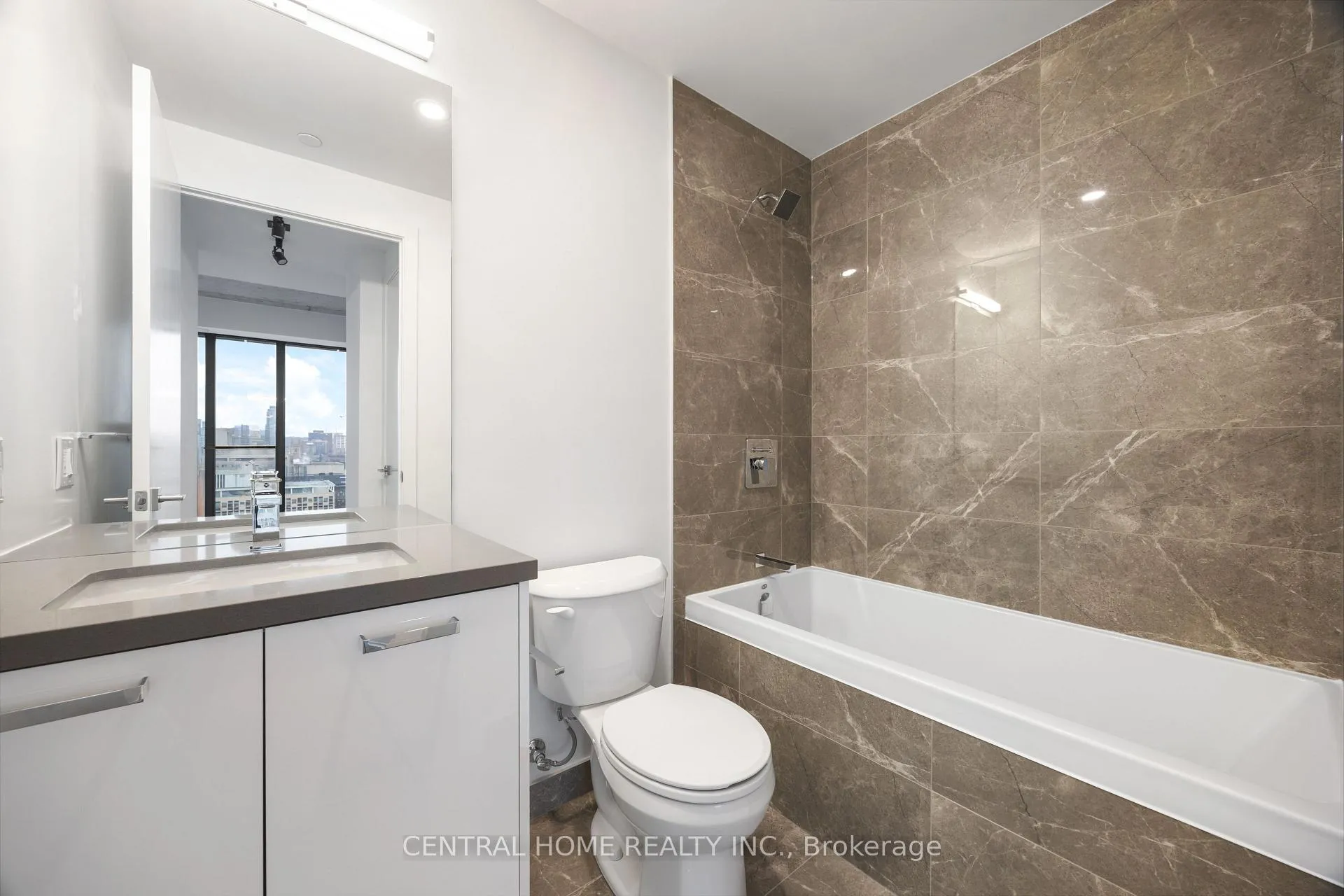Photo 13 of Unit 1503, 195 McCaul Street, Toronto, Kensington-Chinatown — HOMEH