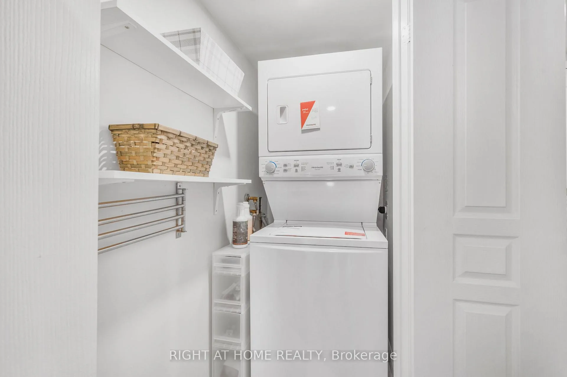 Photo 28 of Unit 1415, 140 Simcoe Street, Toronto, Waterfront Communities — HOMEH
