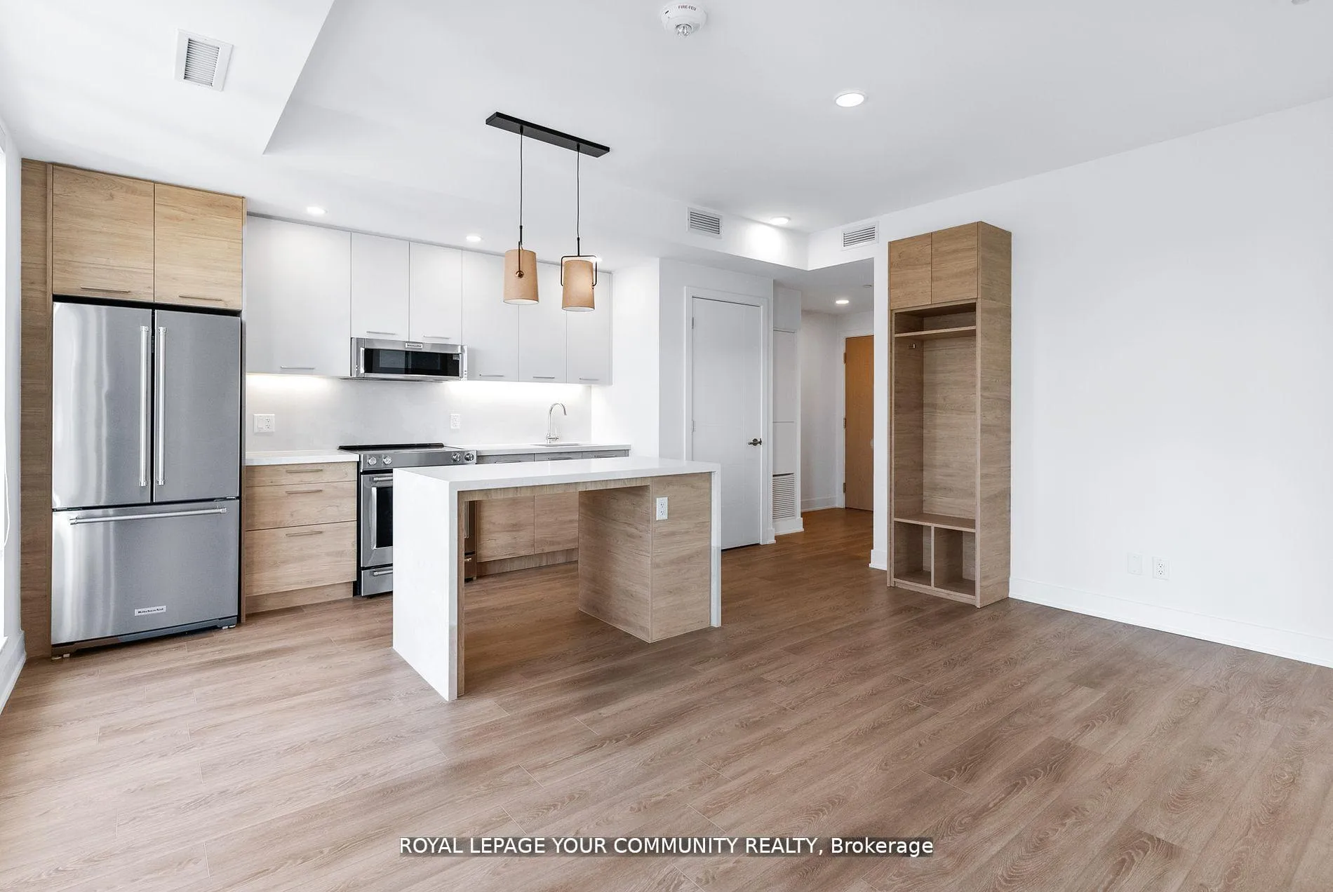 Photo 5 of Unit 3503, 200 Redpath Avenue, Toronto, Mount Pleasant East — HOMEH