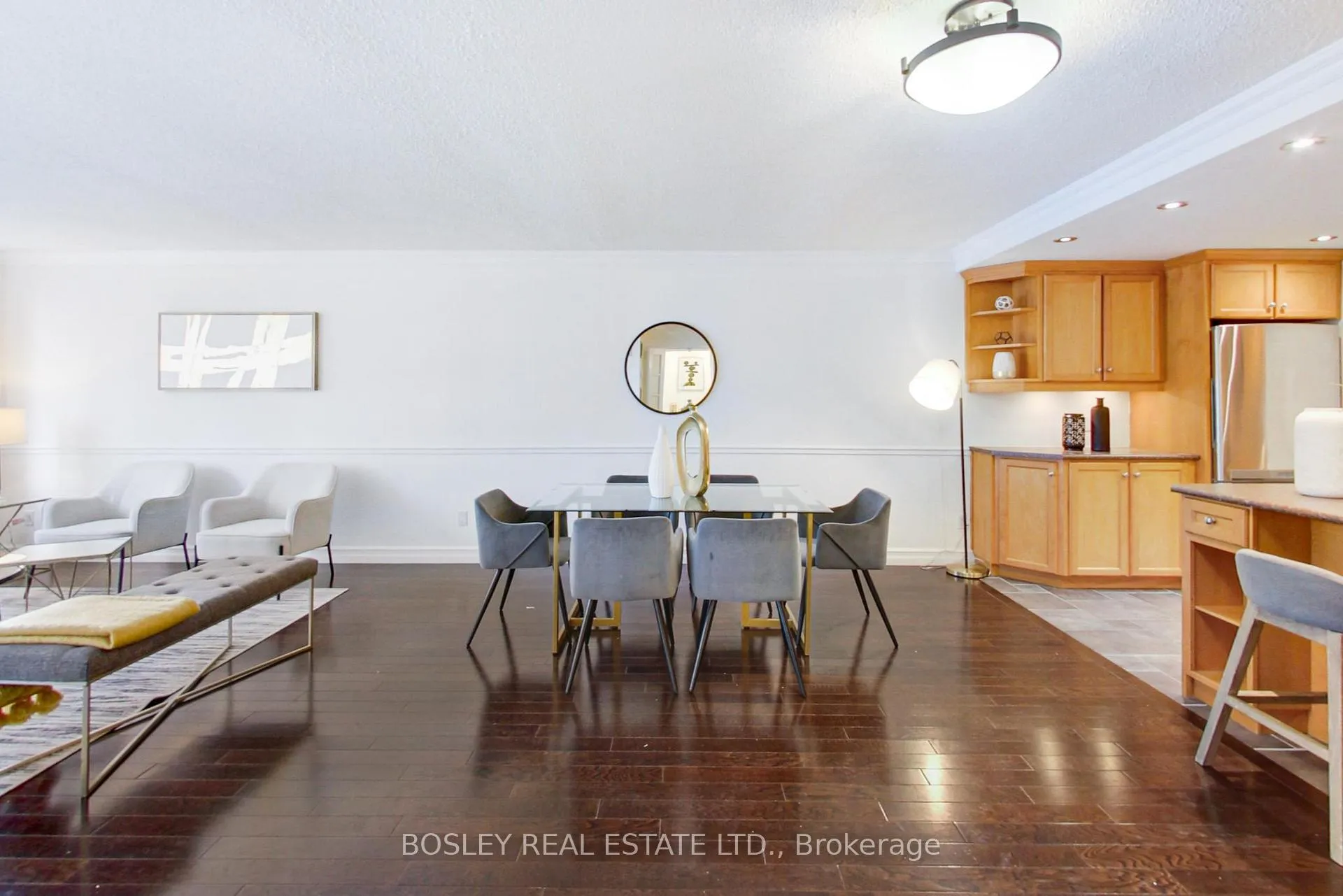 Photo 12 of Unit 2005, 633 Bay Street, Toronto, Bay Street Corridor — HOMEH