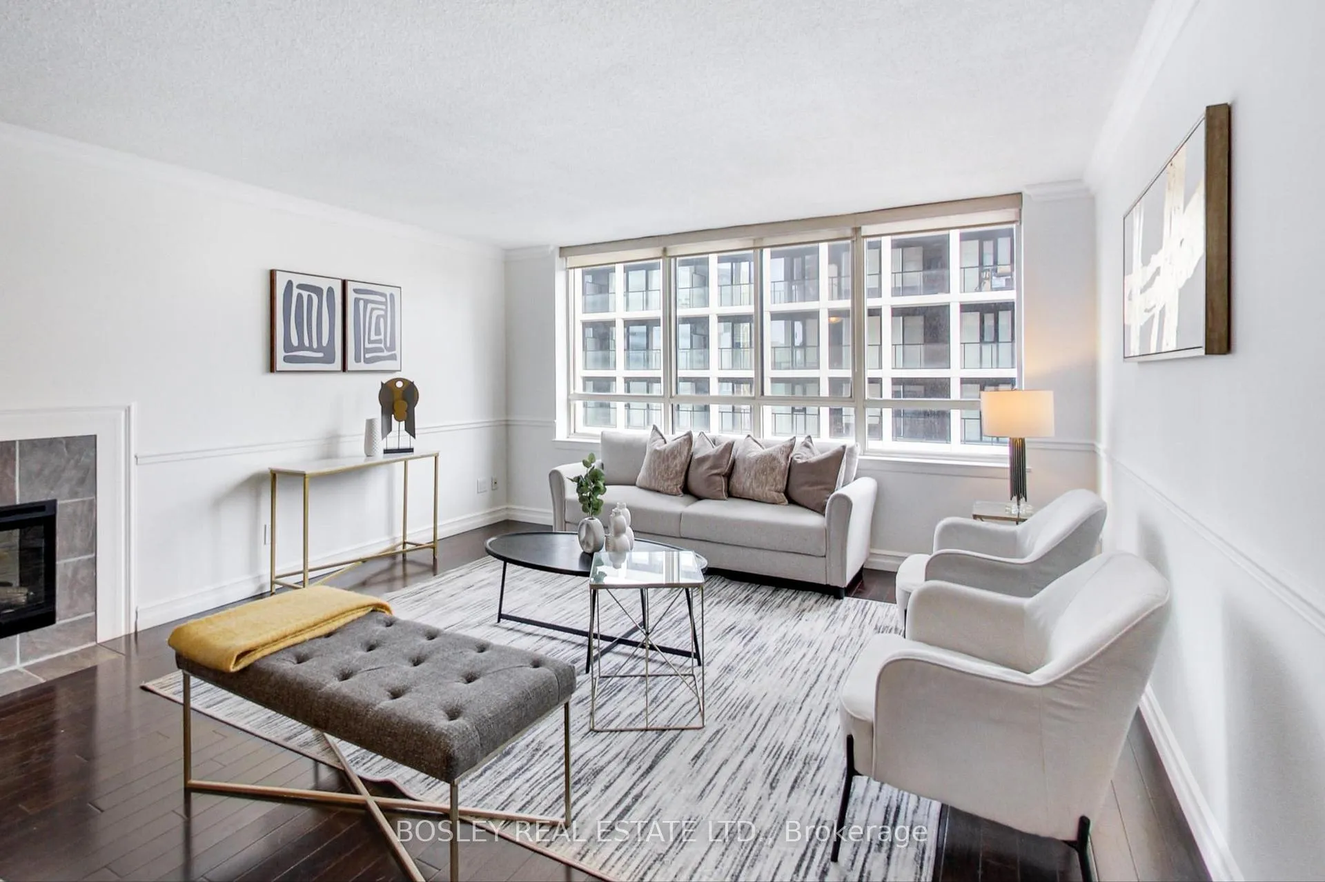 Photo 17 of Unit 2005, 633 Bay Street, Toronto, Bay Street Corridor — HOMEH