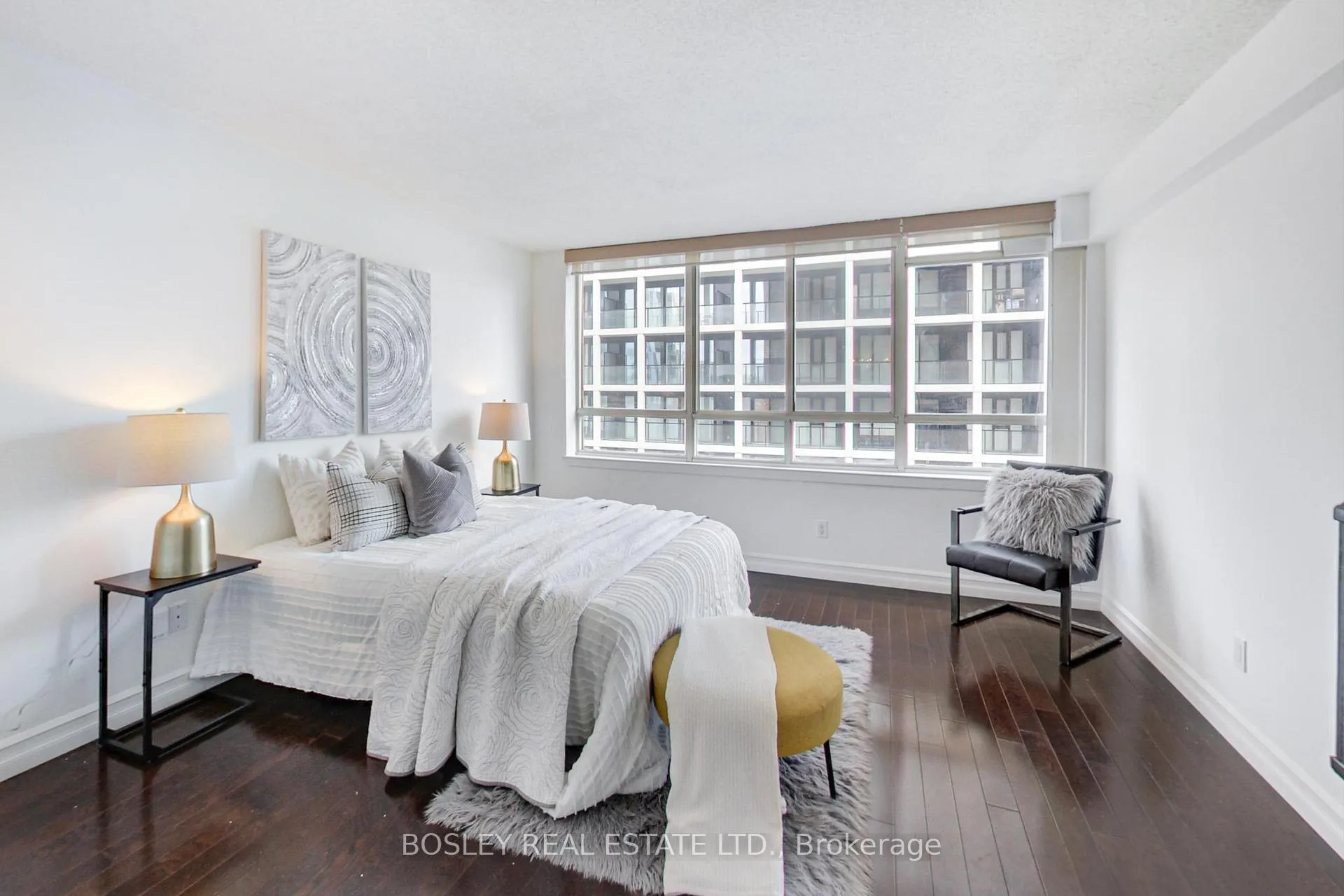 Photo 21 of Unit 2005, 633 Bay Street, Toronto, Bay Street Corridor — HOMEH
