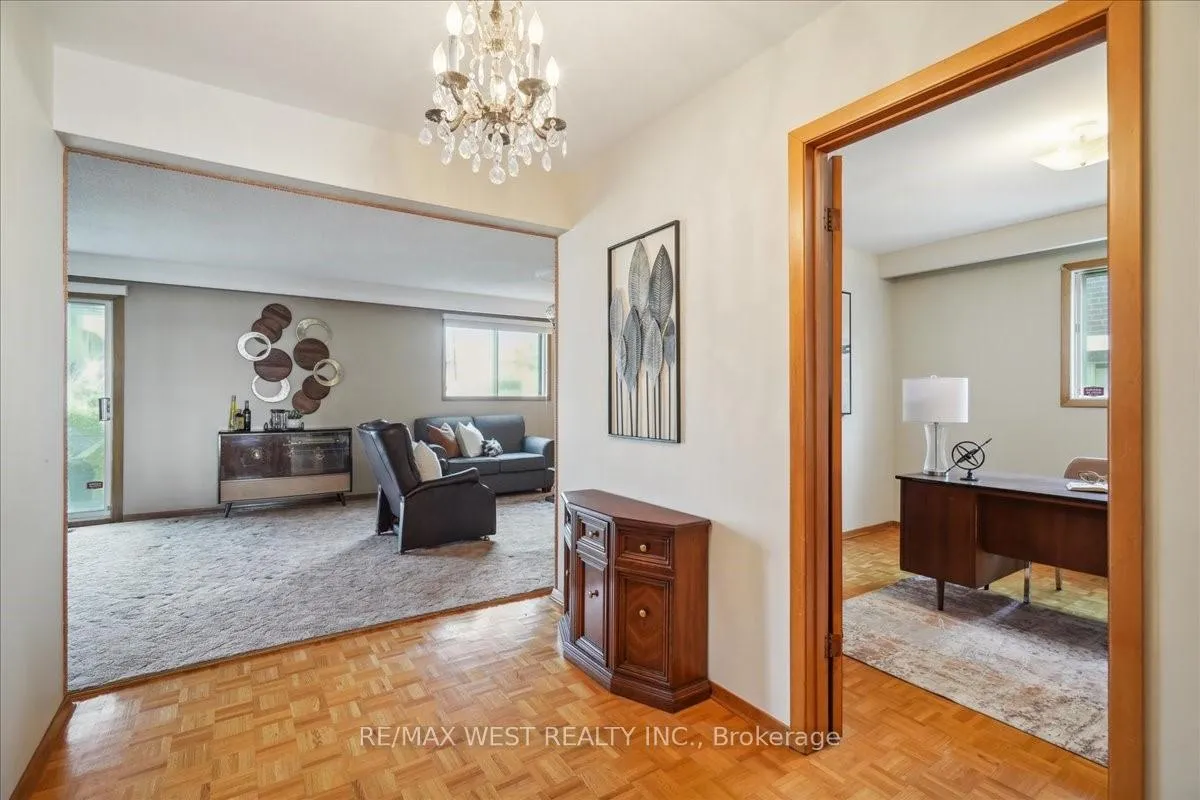 Photo 27 of 96 Harris Crescent, Vaughan, West Woodbridge — HOMEH