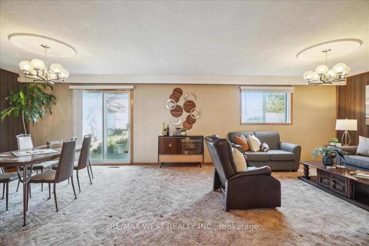 Photo 30 of 96 Harris Crescent, Vaughan, West Woodbridge — HOMEH