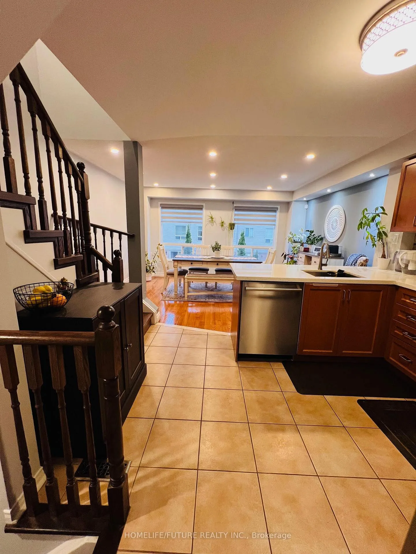Photo 6 of 53 MCgonigal Lane, Ajax, Central — HOMEH