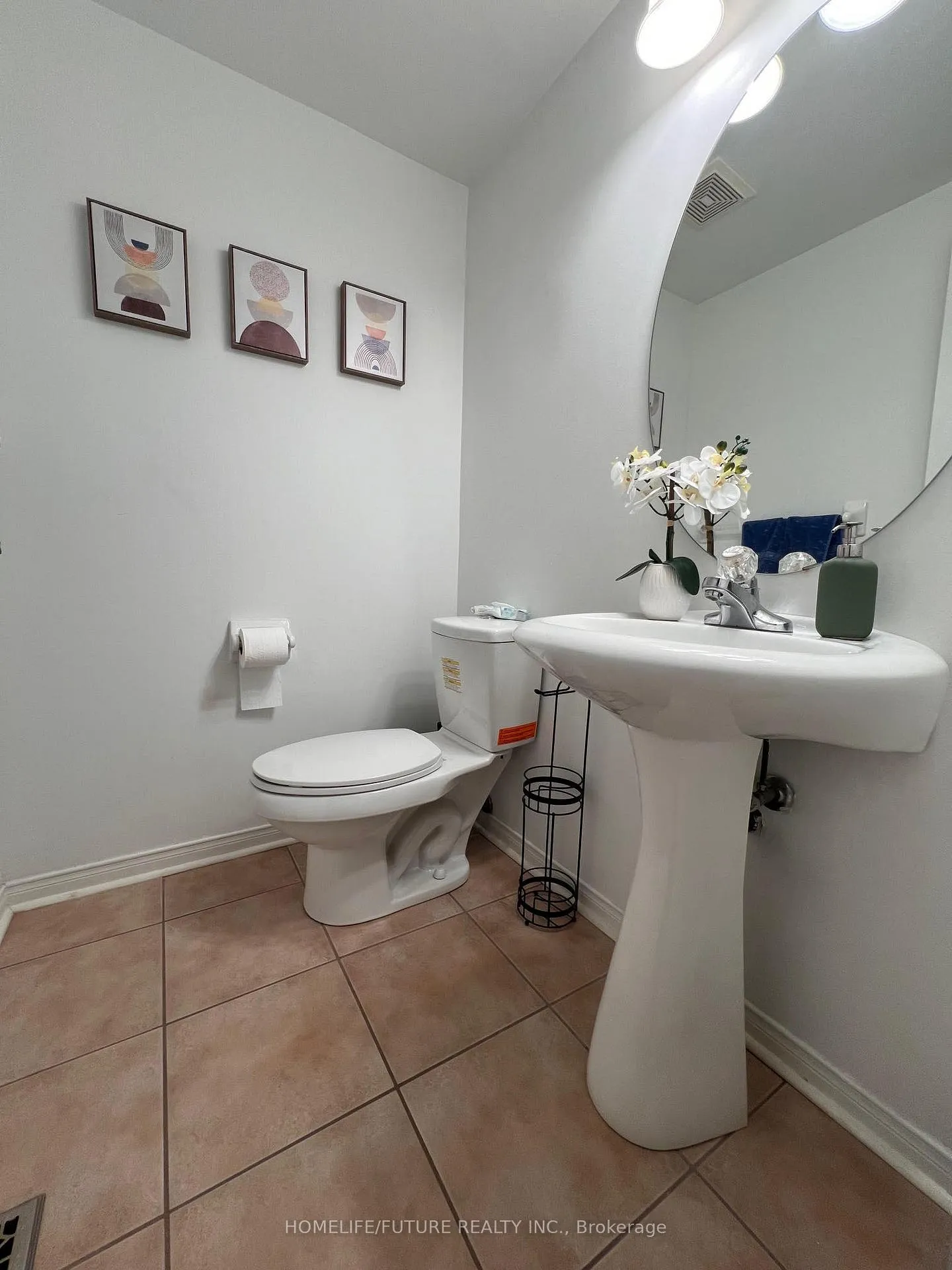 Photo 10 of 53 MCgonigal Lane, Ajax, Central — HOMEH