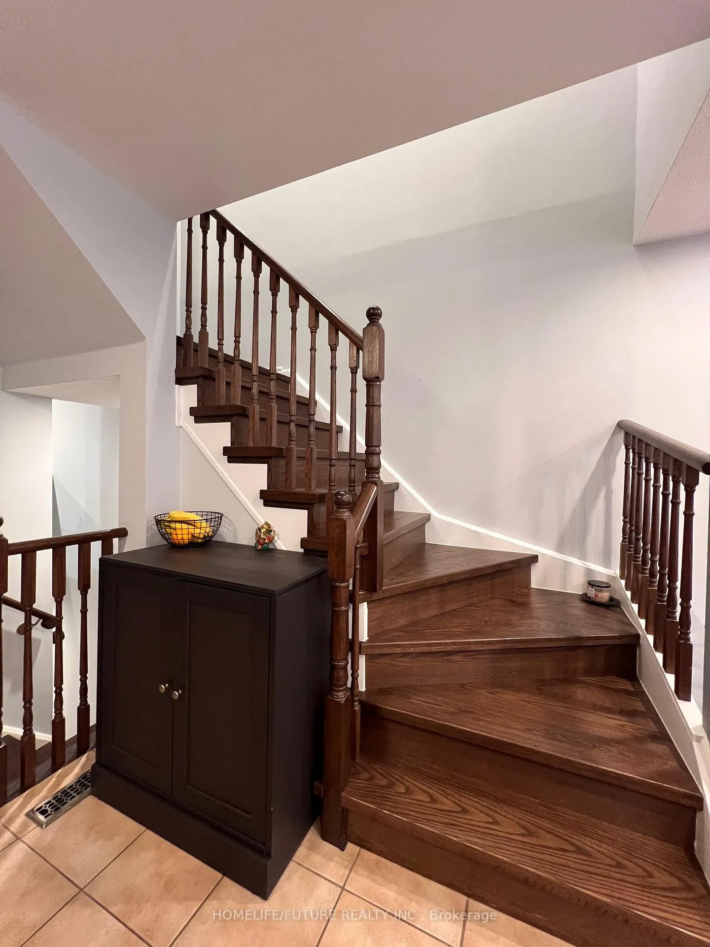 Photo 12 of 53 MCgonigal Lane, Ajax, Central — HOMEH