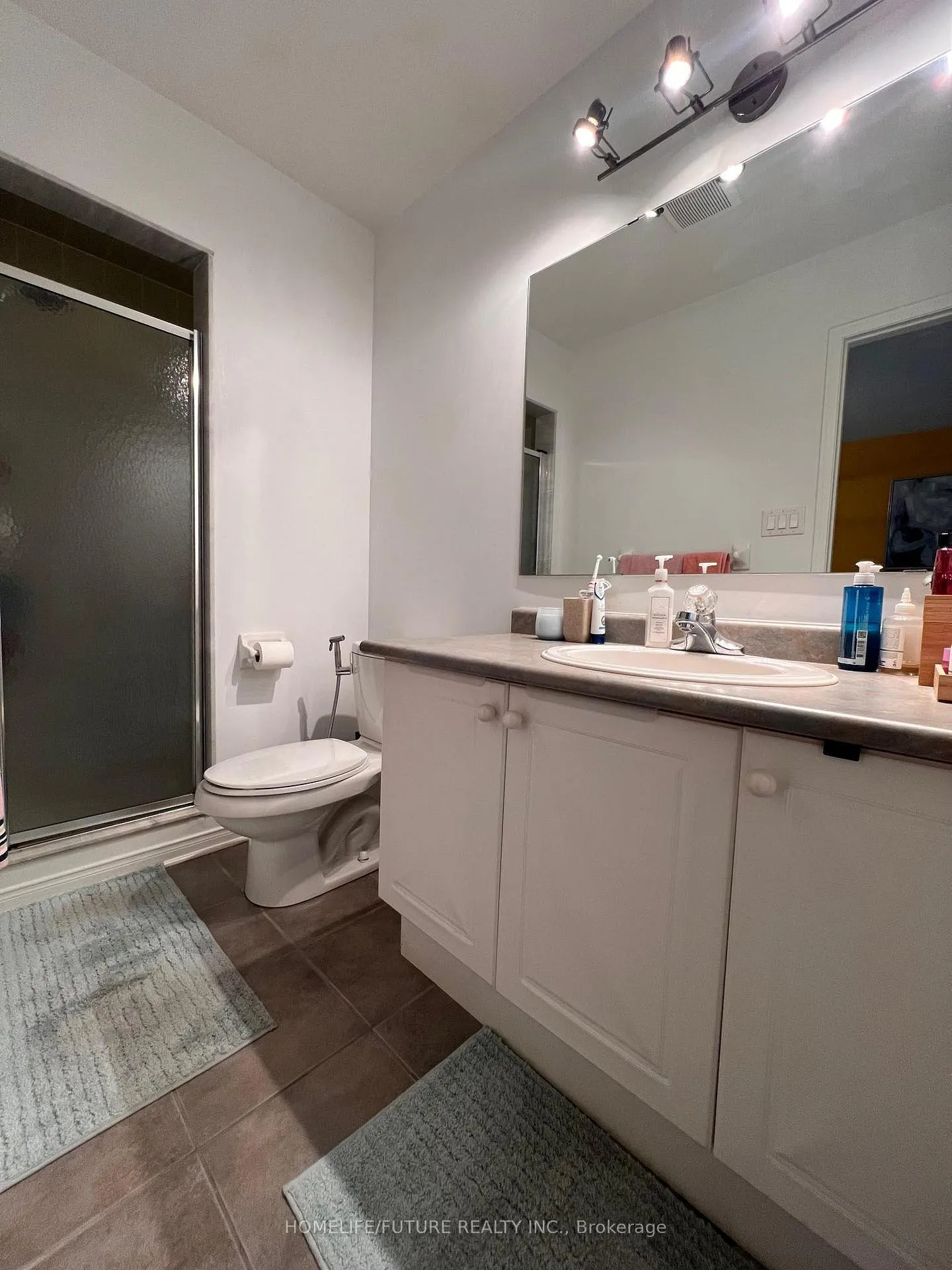 Photo 14 of 53 MCgonigal Lane, Ajax, Central — HOMEH