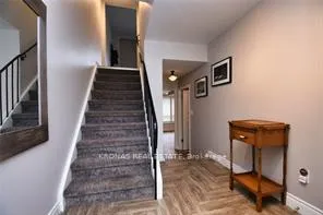 Photo 7 of 14 Thistle Lane, Hamilton, Dundas — HOMEH