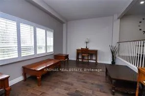 Photo 14 of 14 Thistle Lane, Hamilton, Dundas — HOMEH