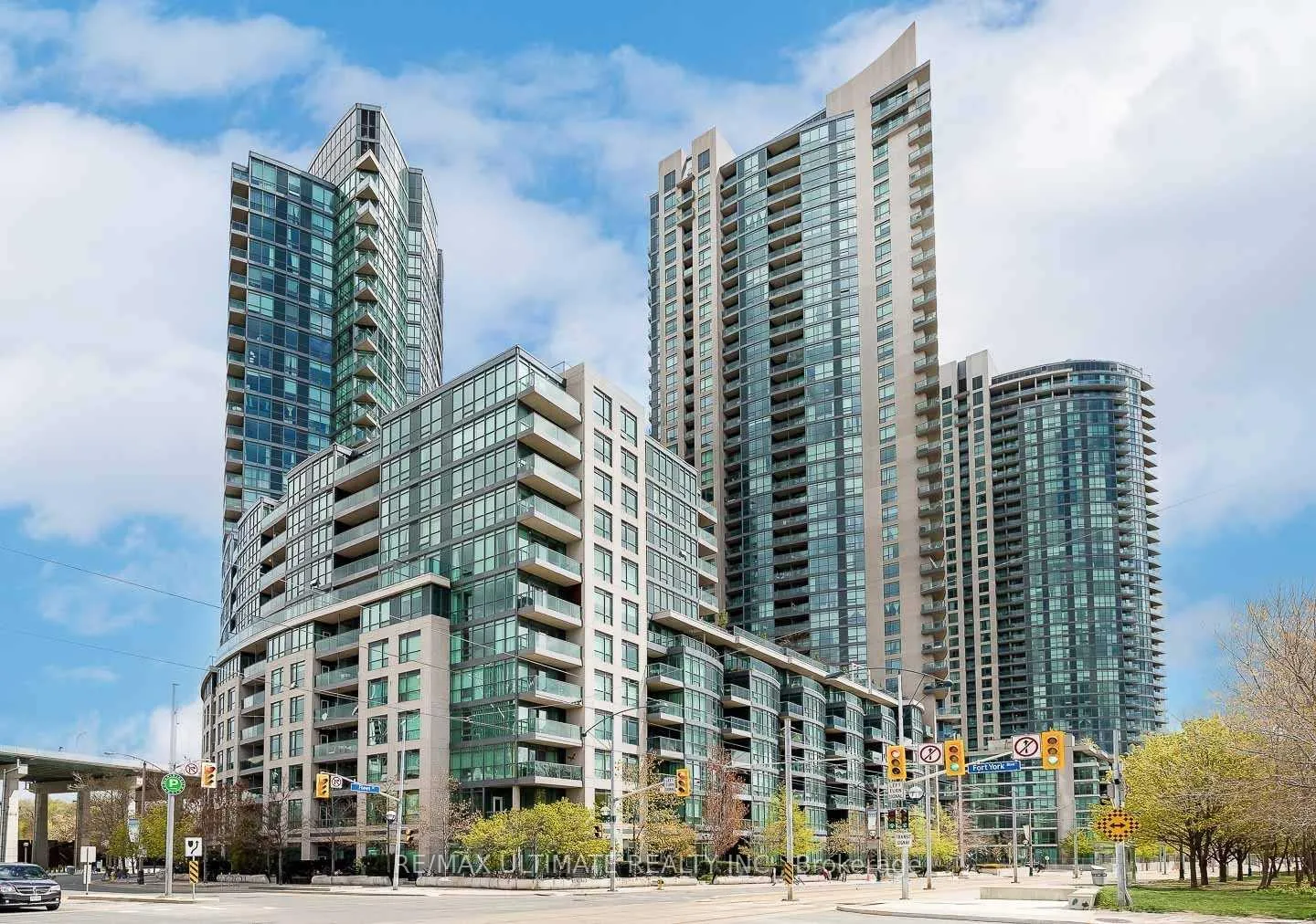Front of Unit 1016, 231 Fort York Boulevard