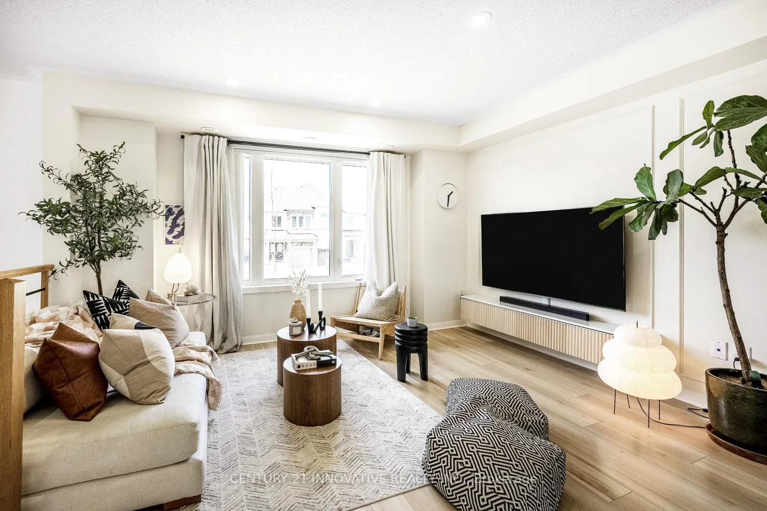 Photo 6 of Unit 19, 1 Beckenrose Court, Brampton, Bram West — HOMEH