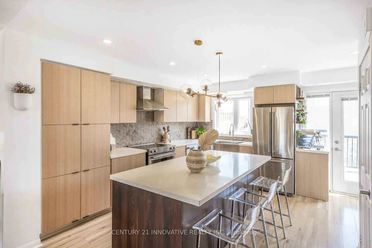 Photo 8 of Unit 19, 1 Beckenrose Court, Brampton, Bram West — HOMEH