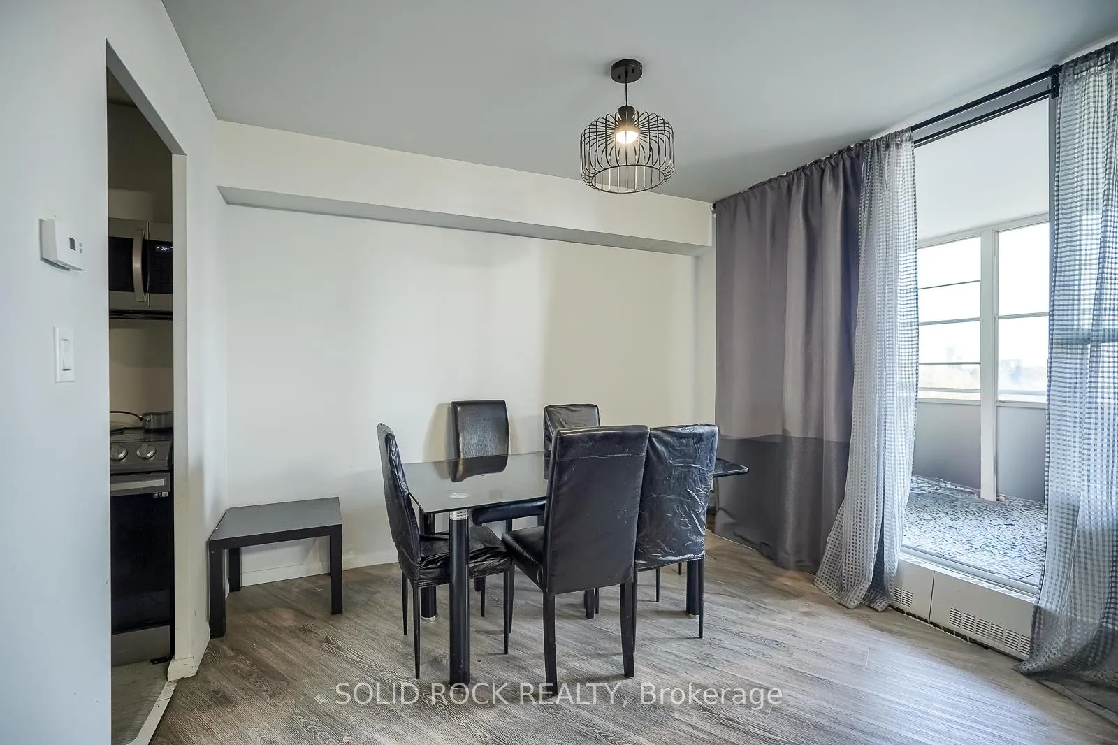 Photo 7 of Unit 1006, 60 Pavane Linkway Way, Toronto, Flemingdon Park — HOMEH