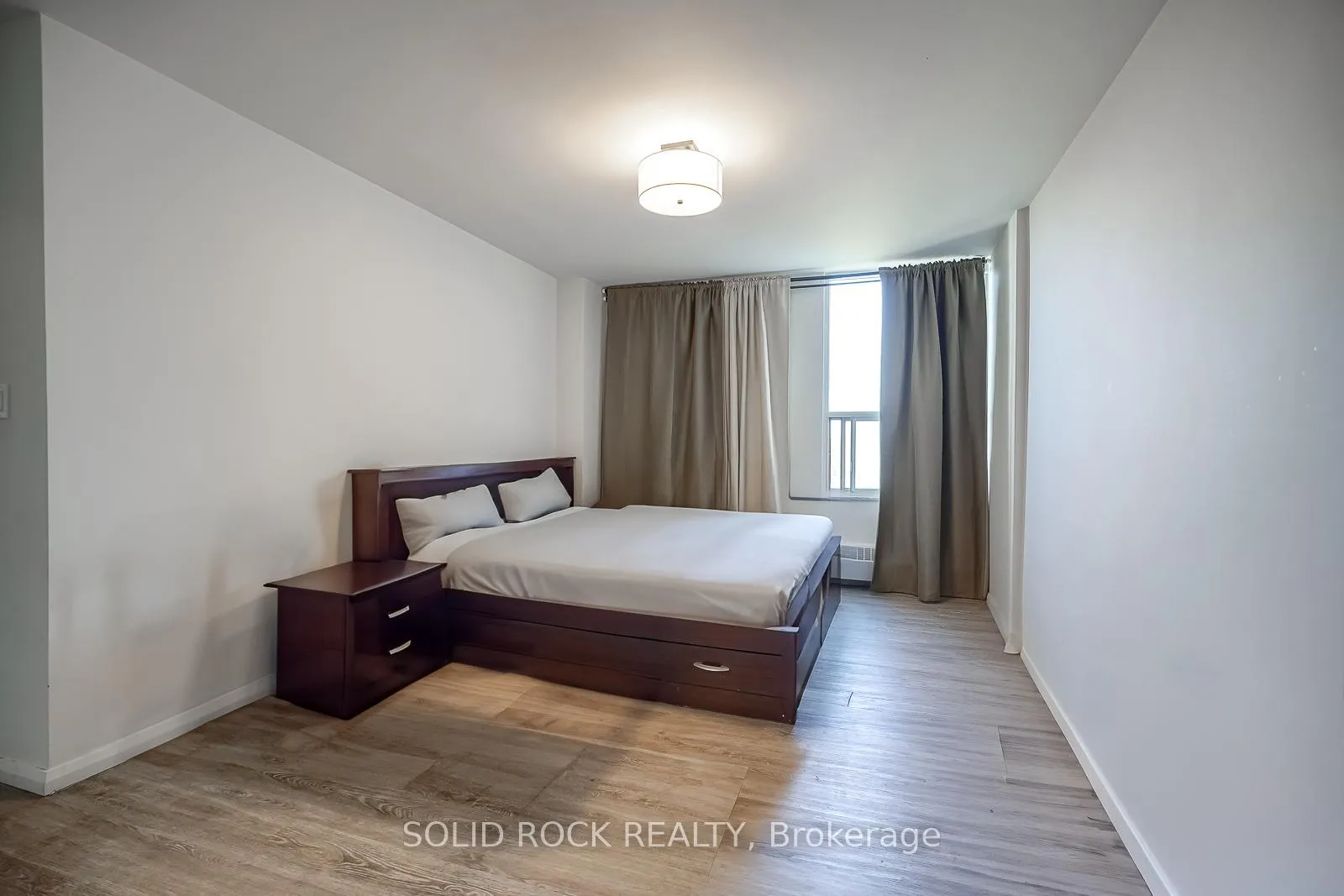 Photo 13 of Unit 1006, 60 Pavane Linkway Way, Toronto, Flemingdon Park — HOMEH