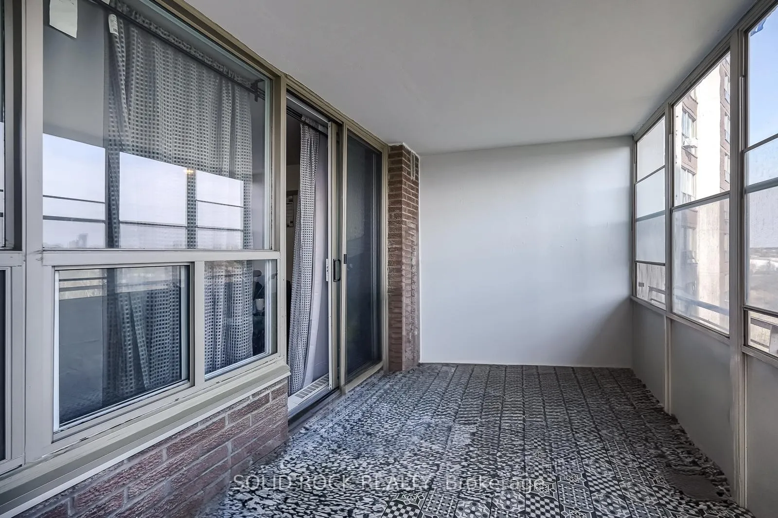 Photo 16 of Unit 1006, 60 Pavane Linkway Way, Toronto, Flemingdon Park — HOMEH