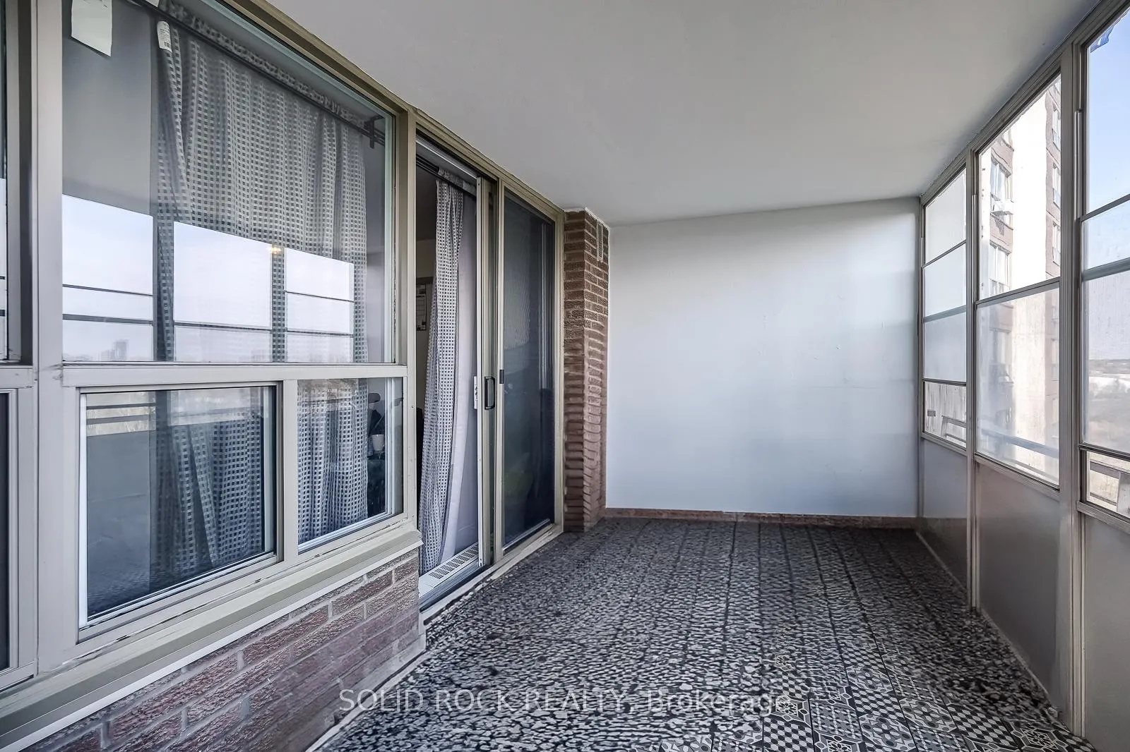 Photo 17 of Unit 1006, 60 Pavane Linkway Way, Toronto, Flemingdon Park — HOMEH