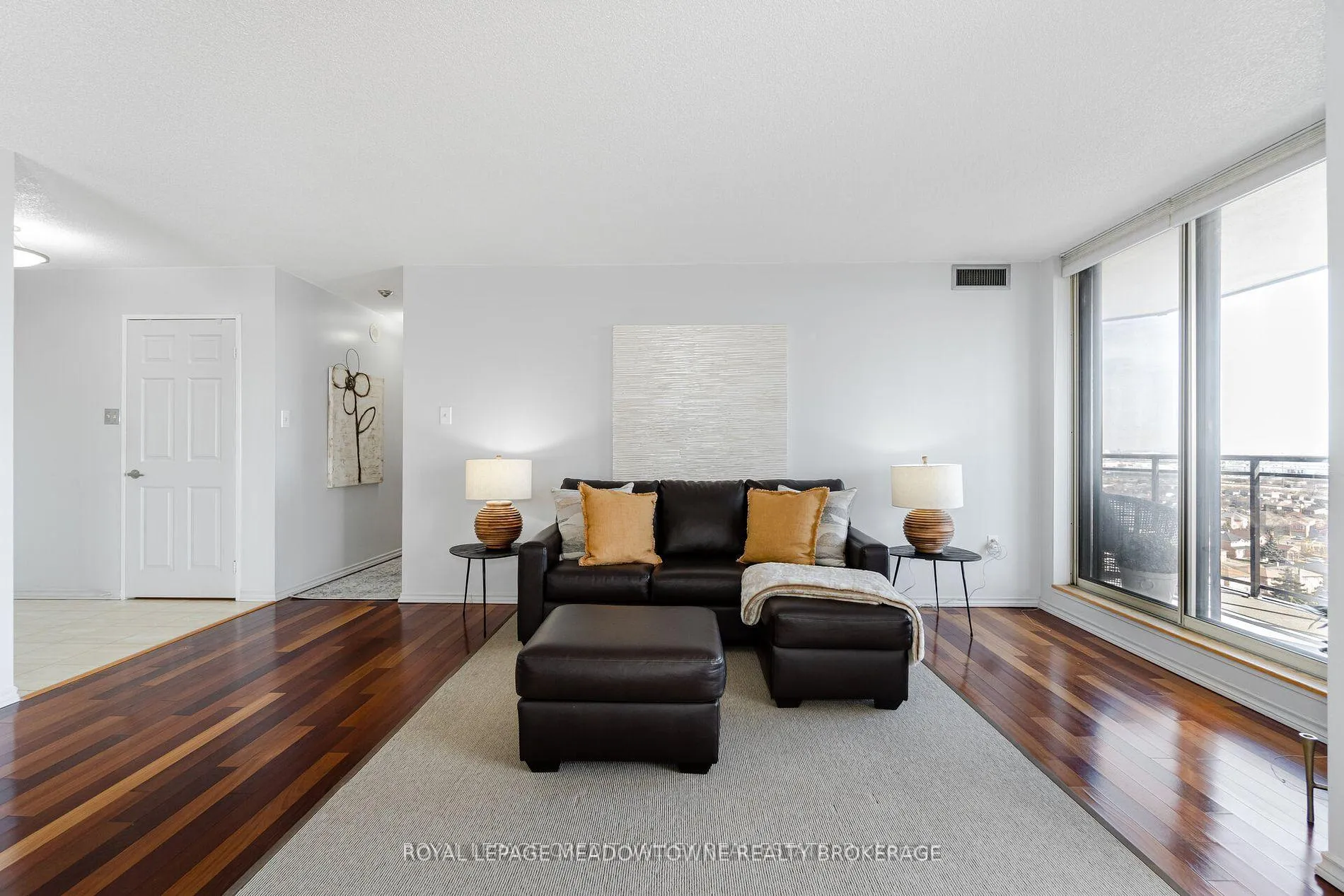 Photo 4 of Unit 1512, 20 Cherrytree Drive, Brampton, Fletcher's Creek South — HOMEH