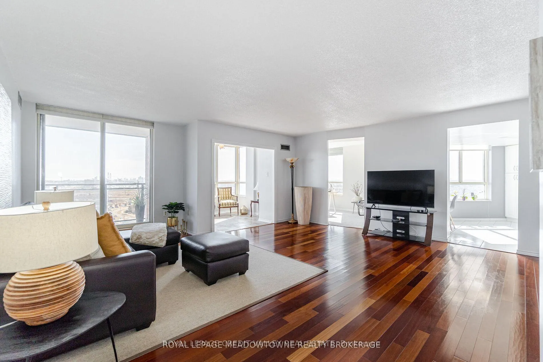 Photo 5 of Unit 1512, 20 Cherrytree Drive, Brampton, Fletcher's Creek South — HOMEH