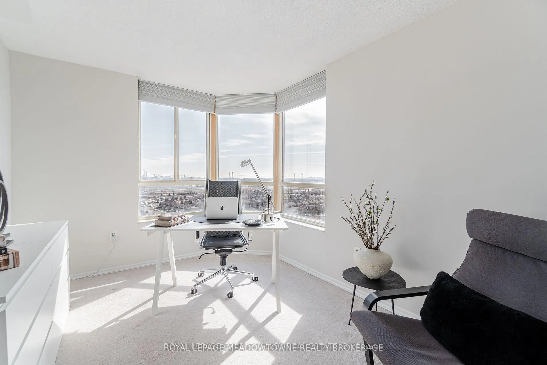 Photo 14 of Unit 1512, 20 Cherrytree Drive, Brampton, Fletcher's Creek South — HOMEH