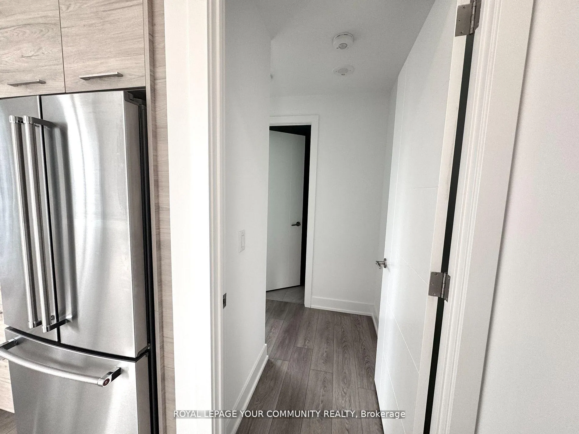 Photo 11 of Unit 2604, 200 Redpath Avenue, Toronto, Mount Pleasant East — HOMEH