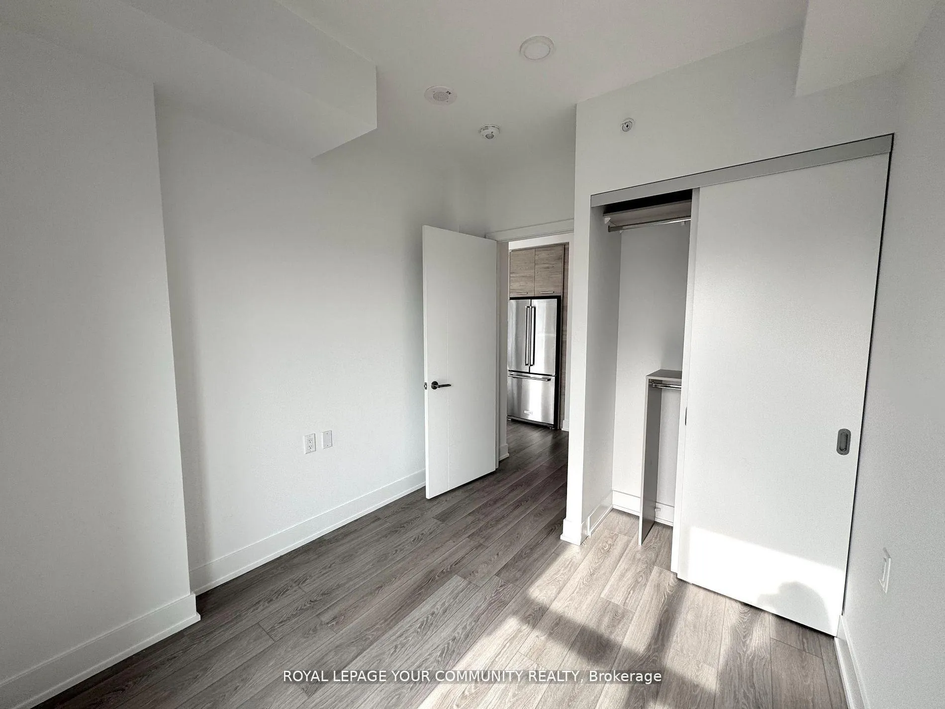 Photo 12 of Unit 2604, 200 Redpath Avenue, Toronto, Mount Pleasant East — HOMEH