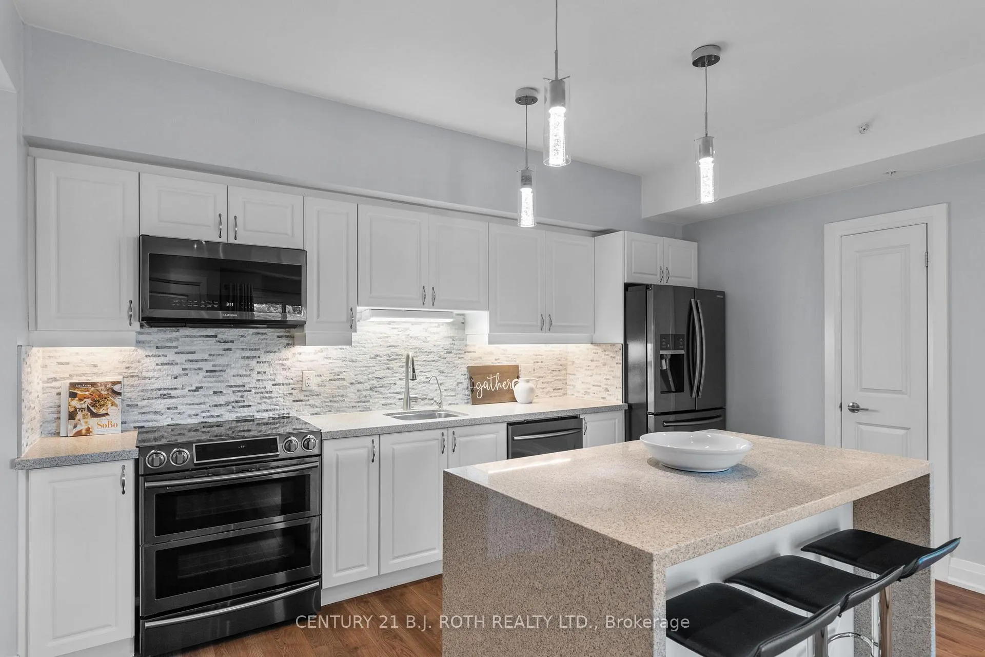 Photo 3 of Unit 302, 300 Essa Road, Barrie, Ardagh — HOMEH