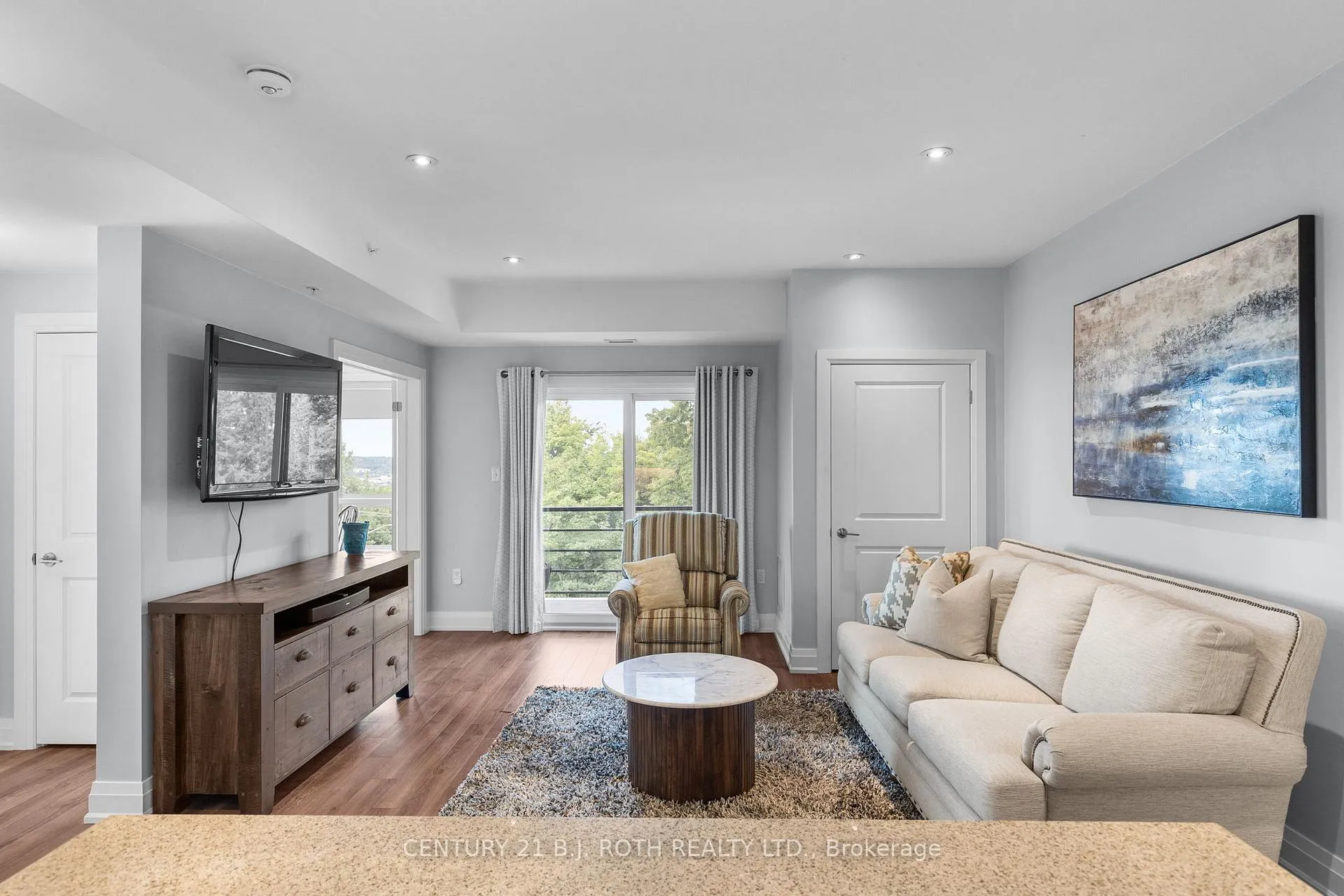 Photo 6 of Unit 302, 300 Essa Road, Barrie, Ardagh — HOMEH