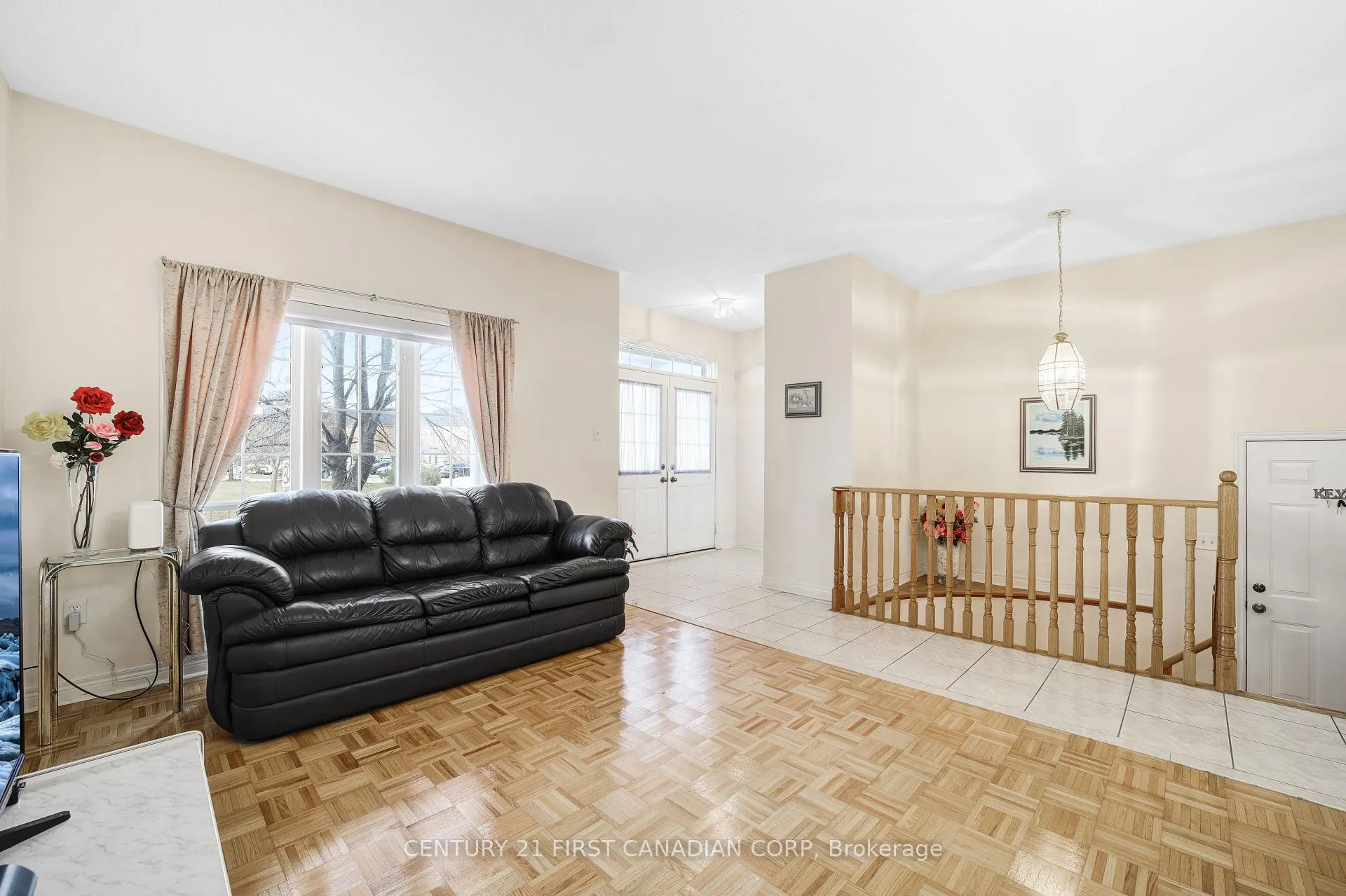 Photo 11 of 281 Sunny Meadow Boulevard, Brampton, Sandringham-Wellington — HOMEH