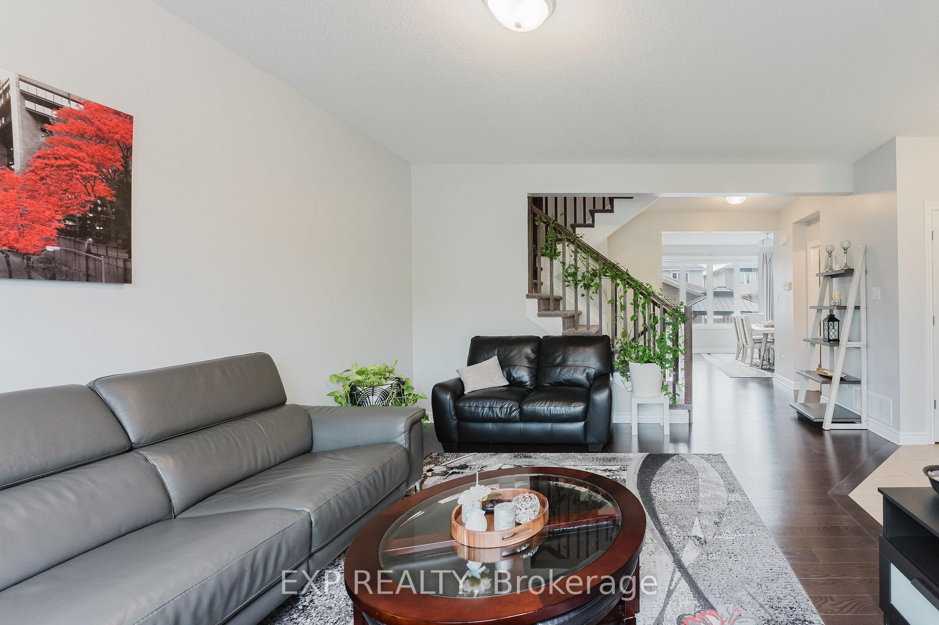 Photo 7 of 400 Sweetflag Street, Ottawa, Barrhaven - Longfields — HOMEH