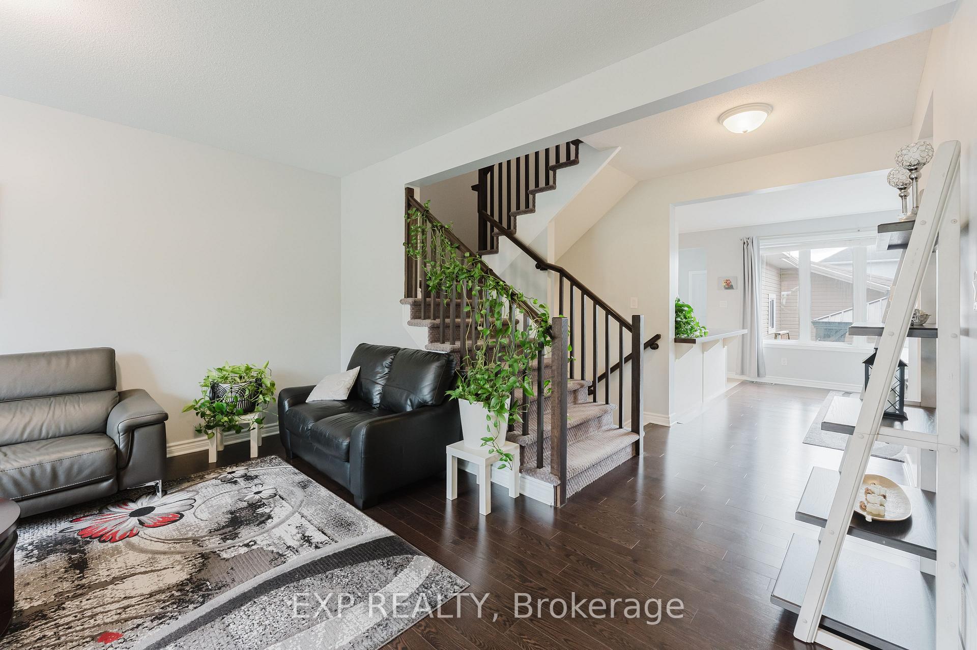 Photo 9 of 400 Sweetflag Street, Ottawa, Barrhaven - Longfields — HOMEH