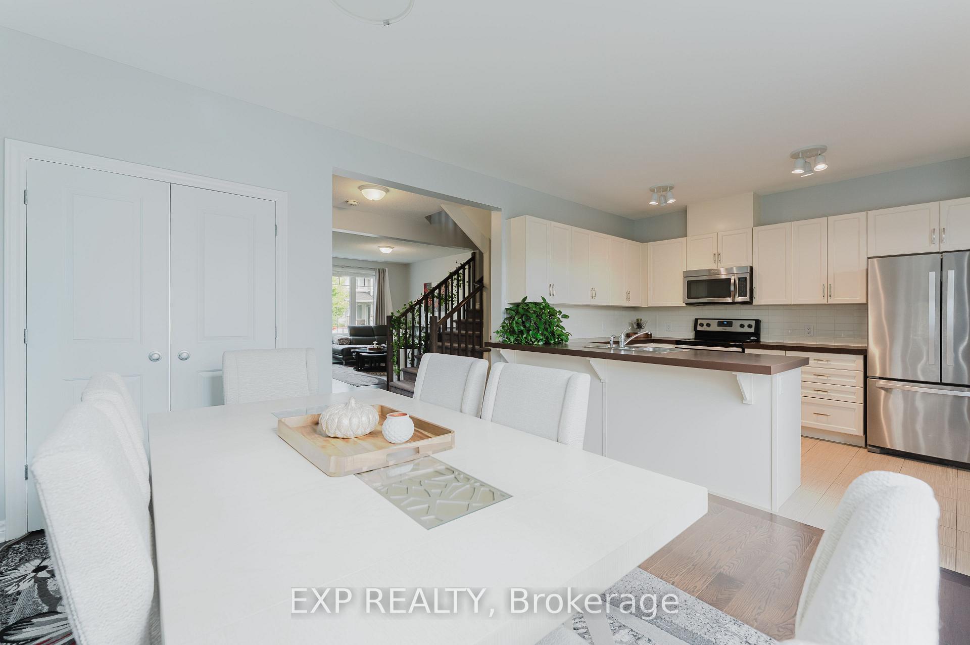 Photo 15 of 400 Sweetflag Street, Ottawa, Barrhaven - Longfields — HOMEH