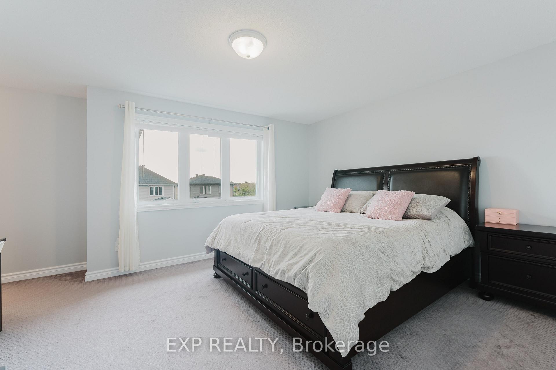 Photo 18 of 400 Sweetflag Street, Ottawa, Barrhaven - Longfields — HOMEH
