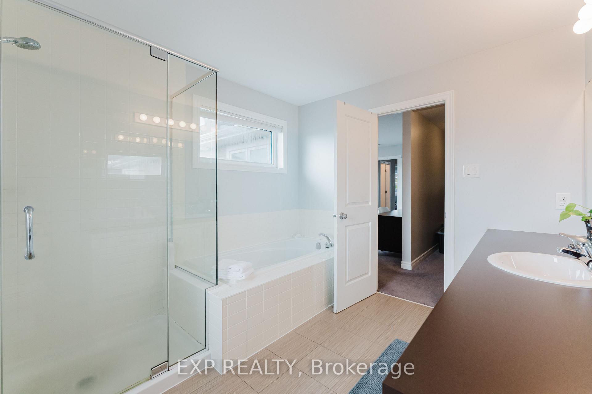 Photo 23 of 400 Sweetflag Street, Ottawa, Barrhaven - Longfields — HOMEH