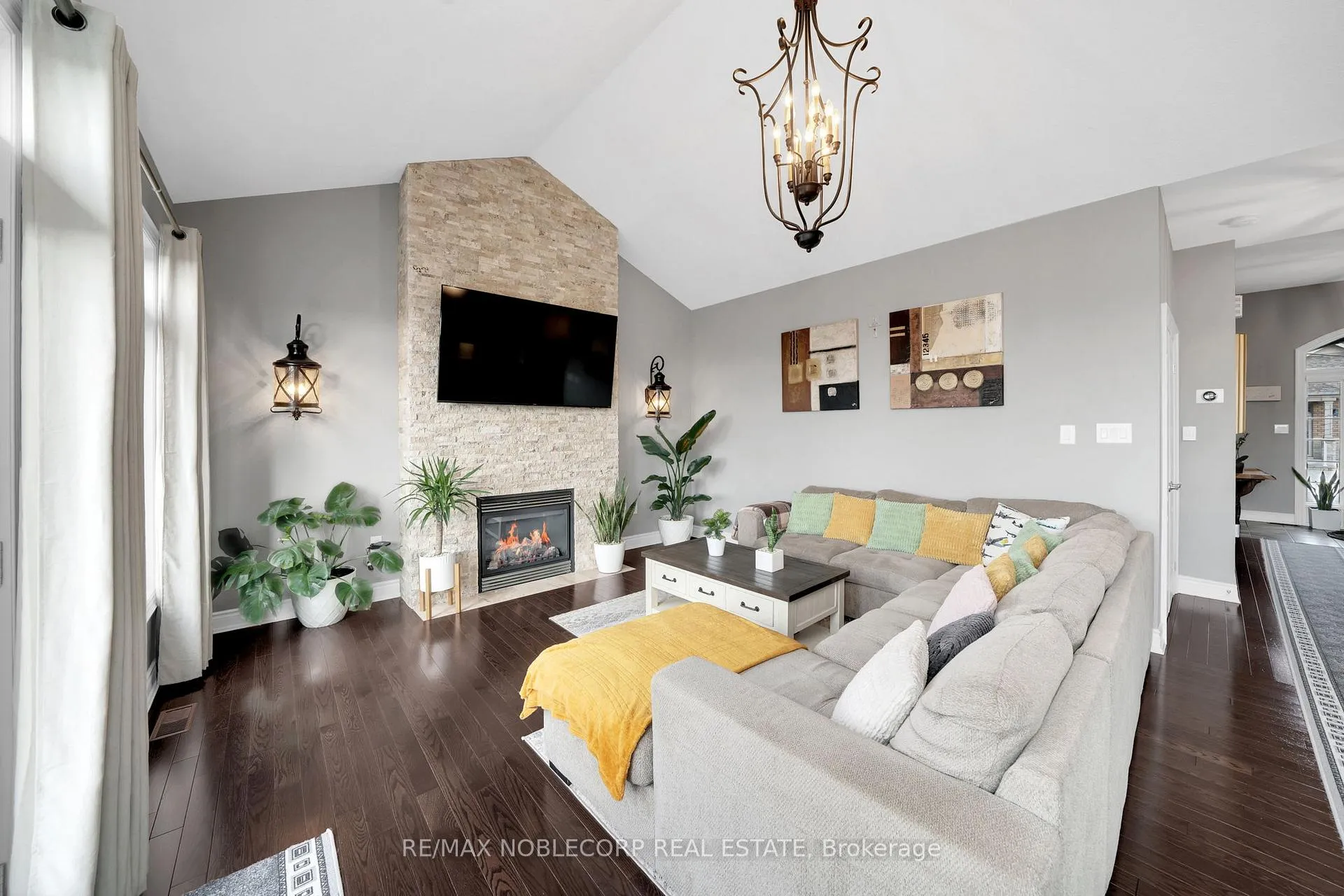 Photo 15 of Unit 31, 18 Upper Highland, New Tecumseth, Alliston — HOMEH