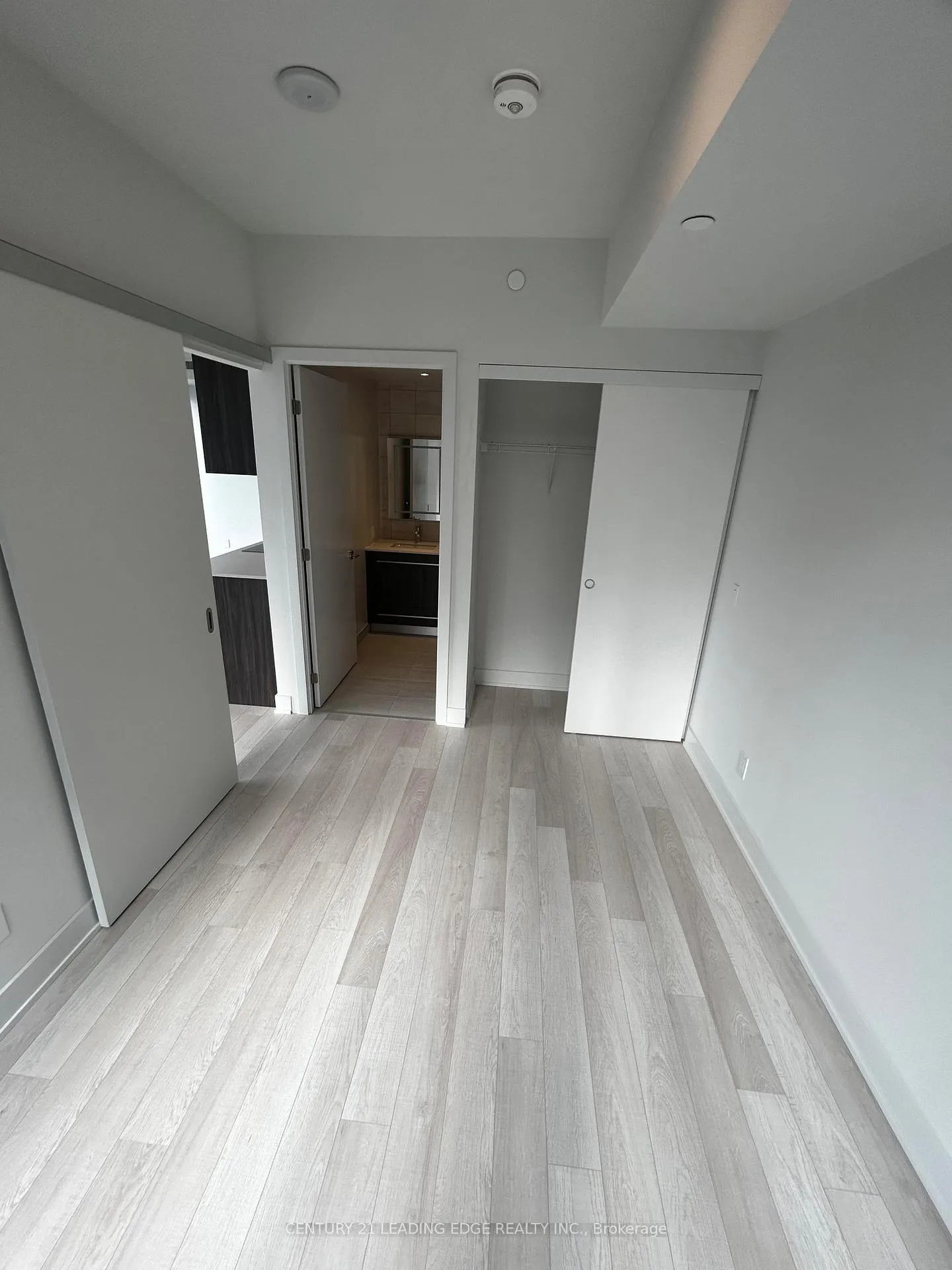 Photo 17 of Unit 3203, 8 Cumberland Street, Toronto, The Annex — HOMEH