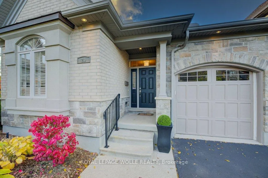 Photo 4 of 435 Winchester Drive, Waterloo — HOMEH