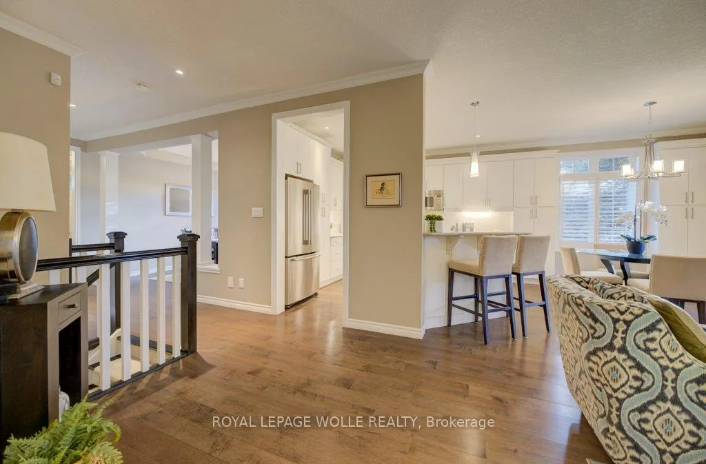Photo 17 of 435 Winchester Drive, Waterloo — HOMEH