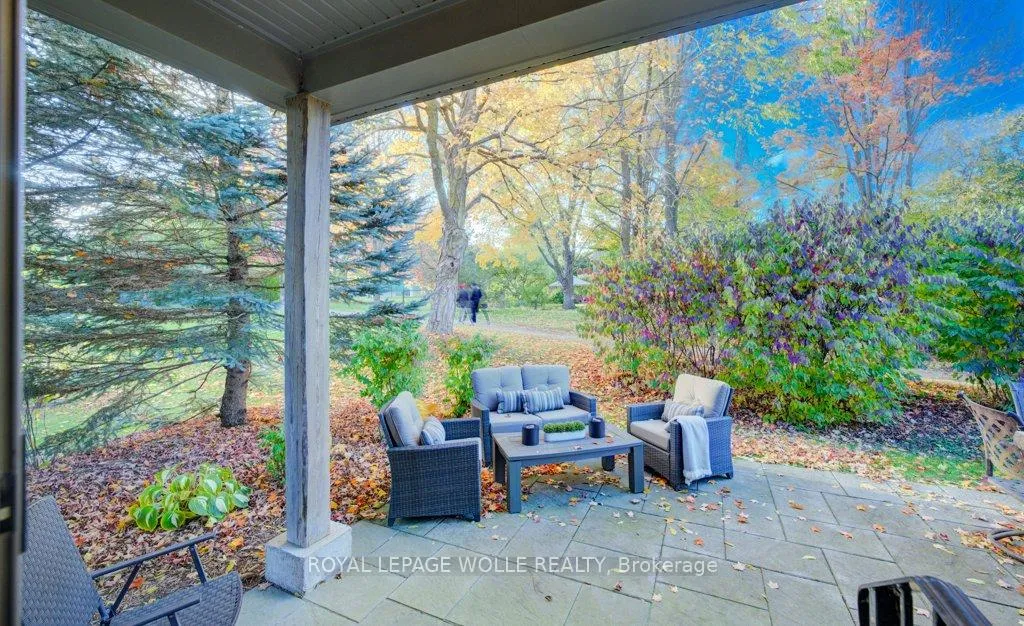 Photo 31 of 435 Winchester Drive, Waterloo — HOMEH