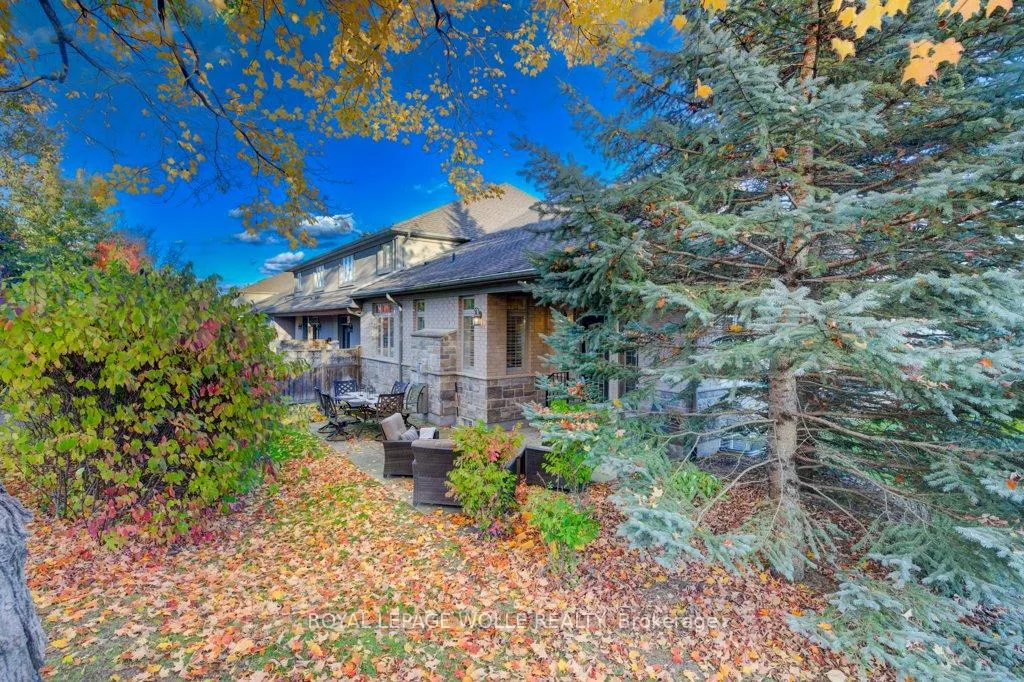 Photo 46 of 435 Winchester Drive, Waterloo — HOMEH