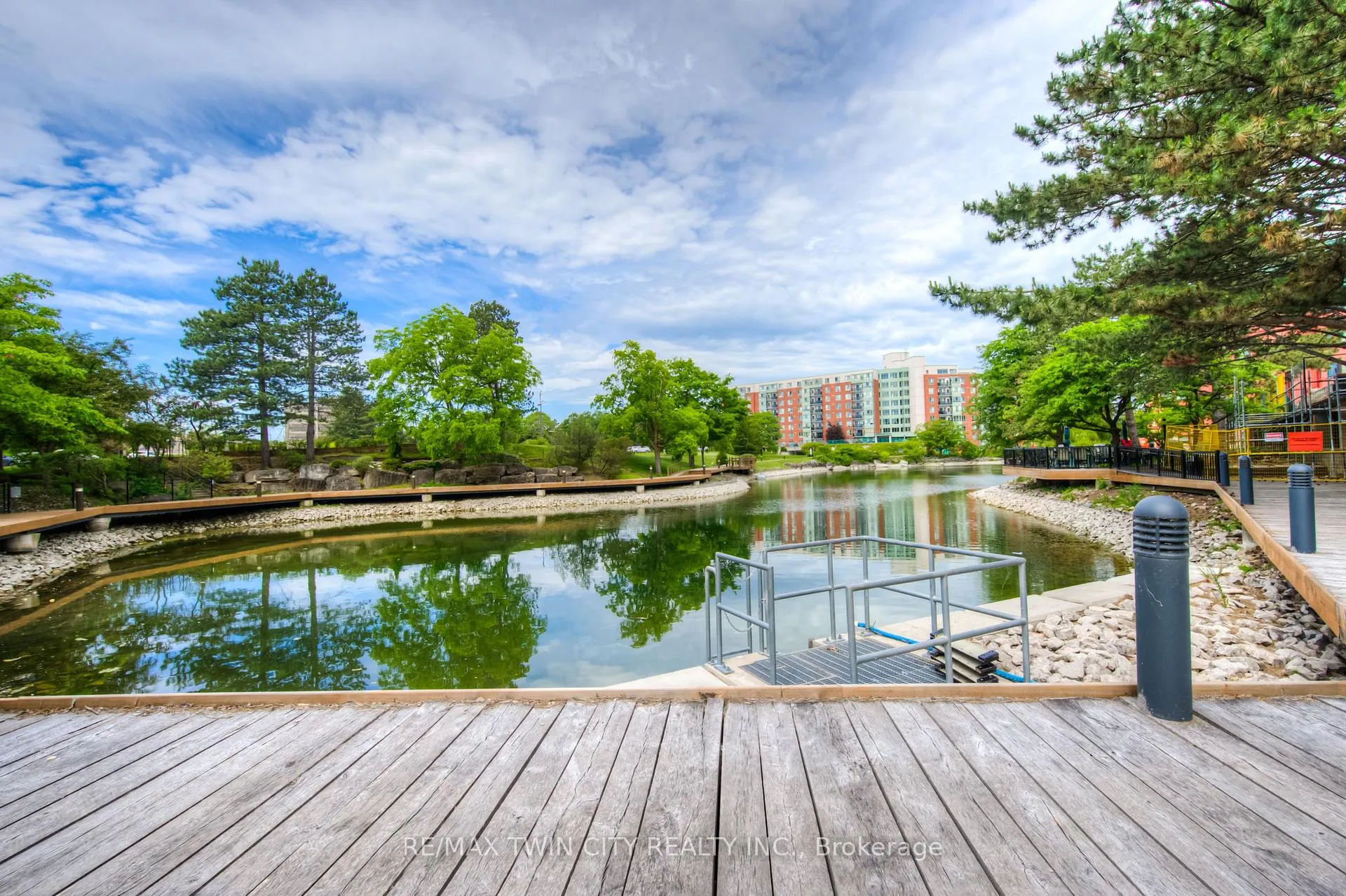 Photo 2 of Unit 31, 50 Blue Springs Drive, Waterloo — HOMEH