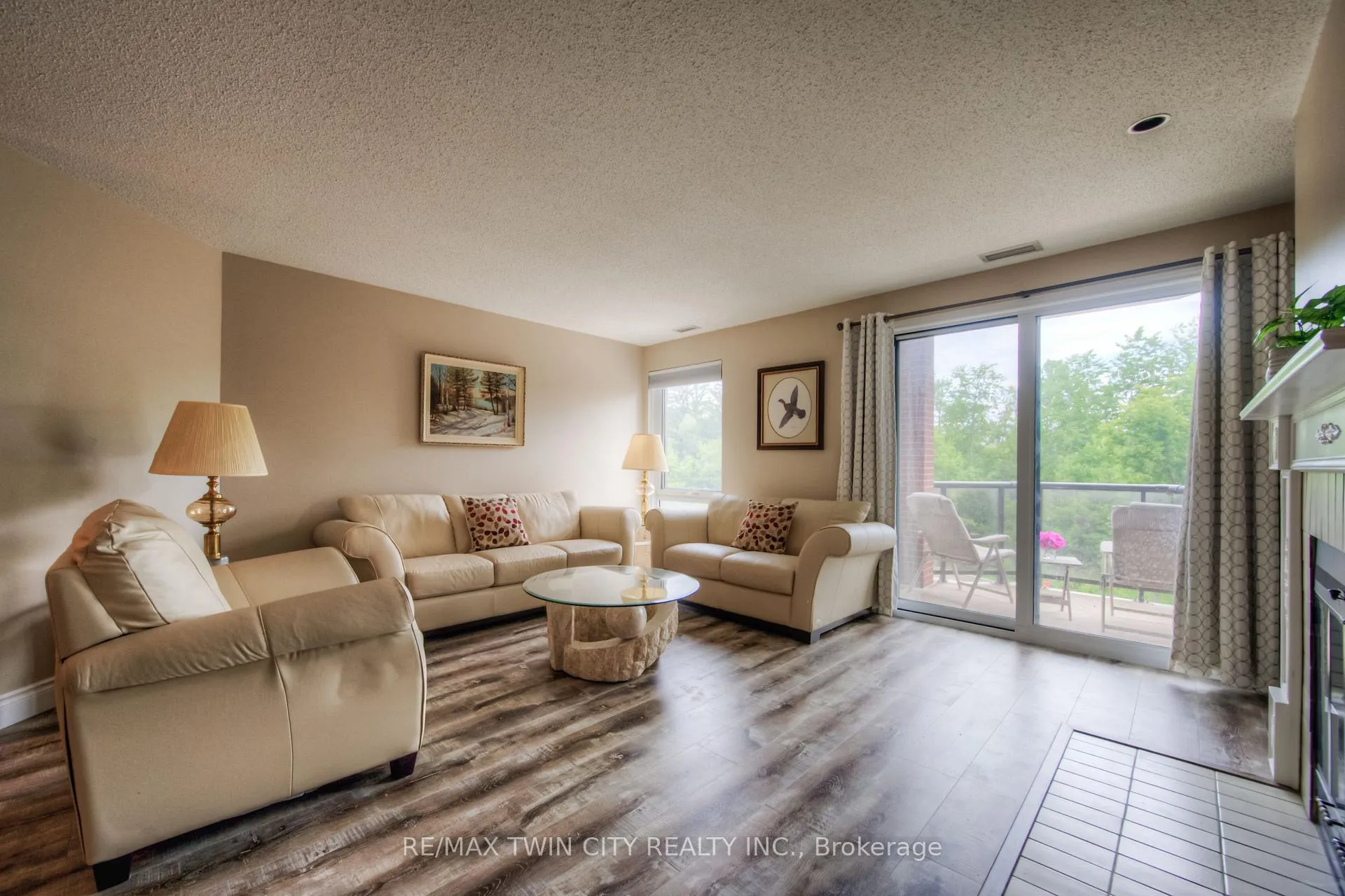 Photo 3 of Unit 31, 50 Blue Springs Drive, Waterloo — HOMEH