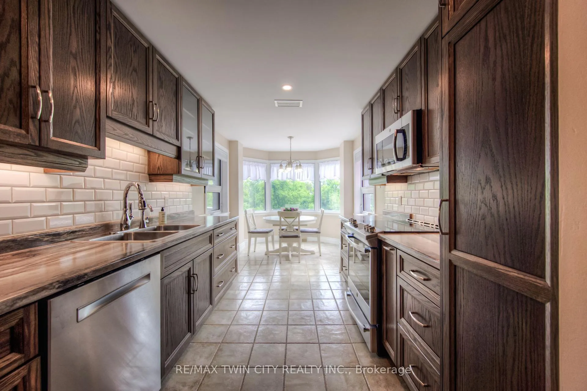 Photo 10 of Unit 31, 50 Blue Springs Drive, Waterloo — HOMEH