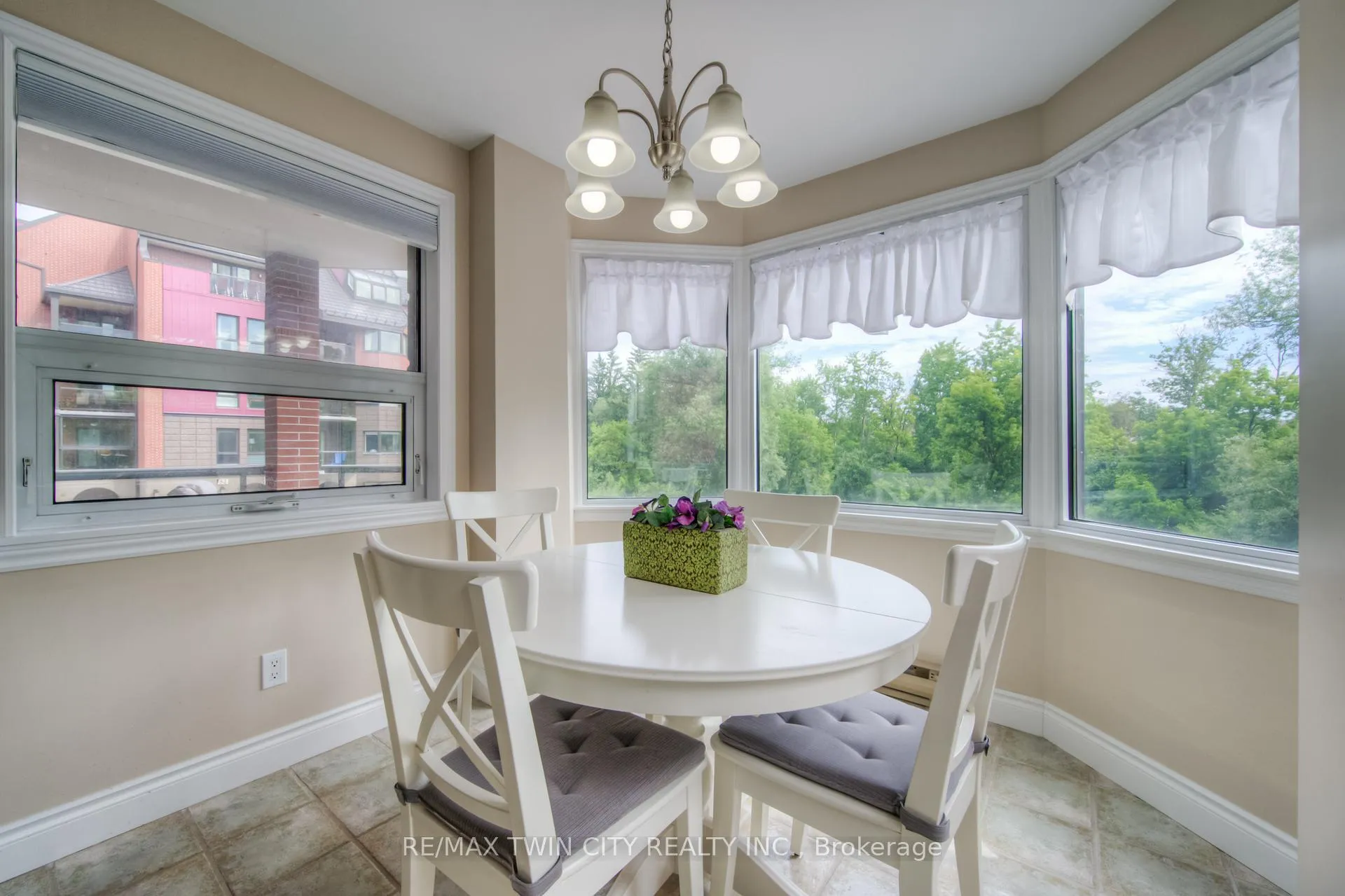 Photo 13 of Unit 31, 50 Blue Springs Drive, Waterloo — HOMEH