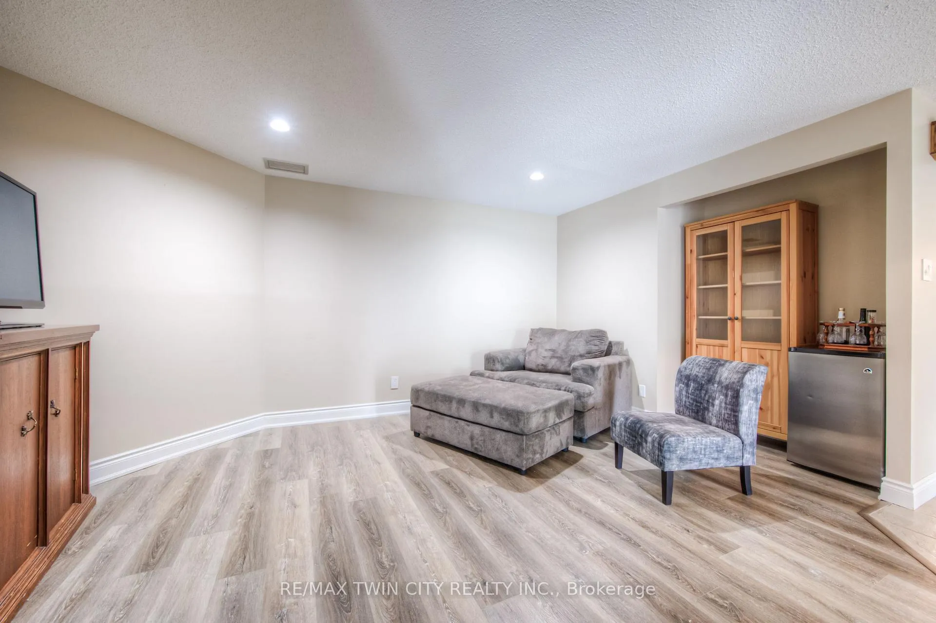 Photo 20 of Unit 31, 50 Blue Springs Drive, Waterloo — HOMEH