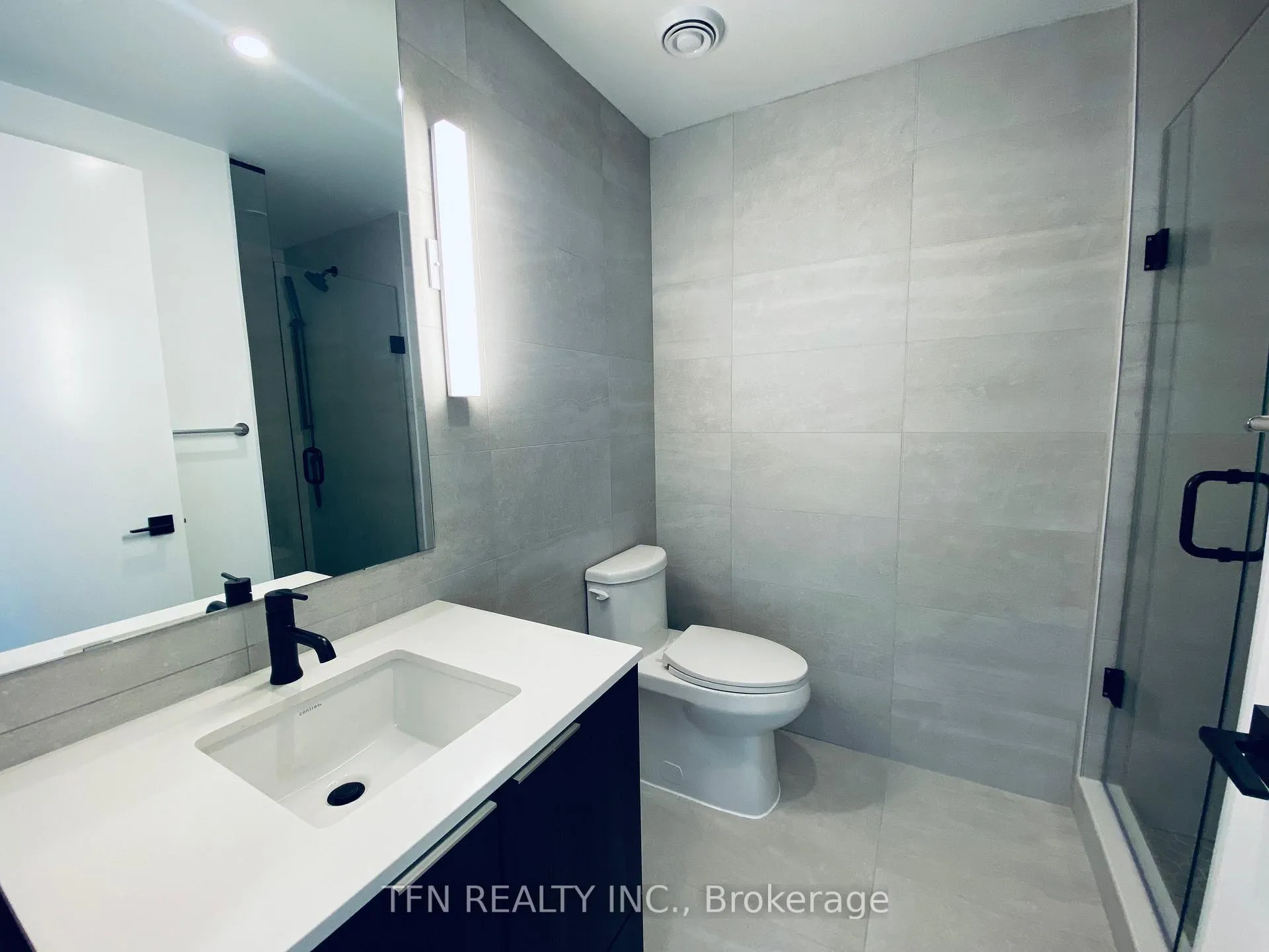 Photo 7 of Unit 3805, 327 King Street W, Toronto, Waterfront Communities — HOMEH