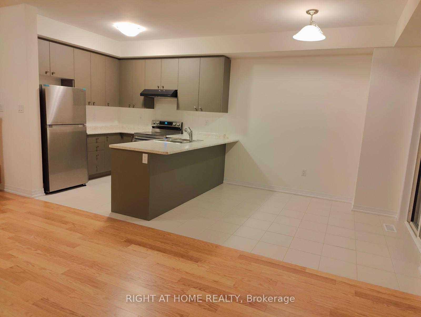 Photo 2 of 115 Brighton Lane, Thorold, Rolling Meadows — HOMEH